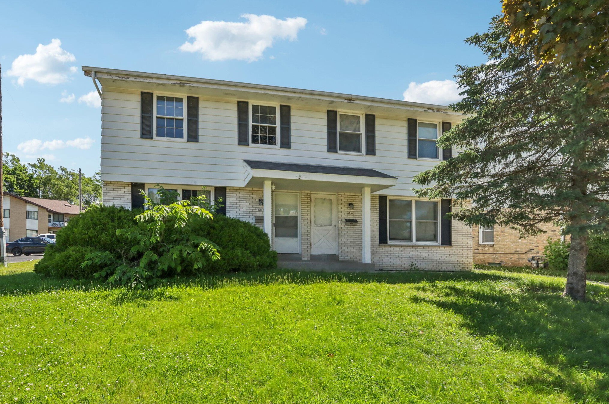 6294 Denmark St, Milwaukee WI  53225-1613 exterior