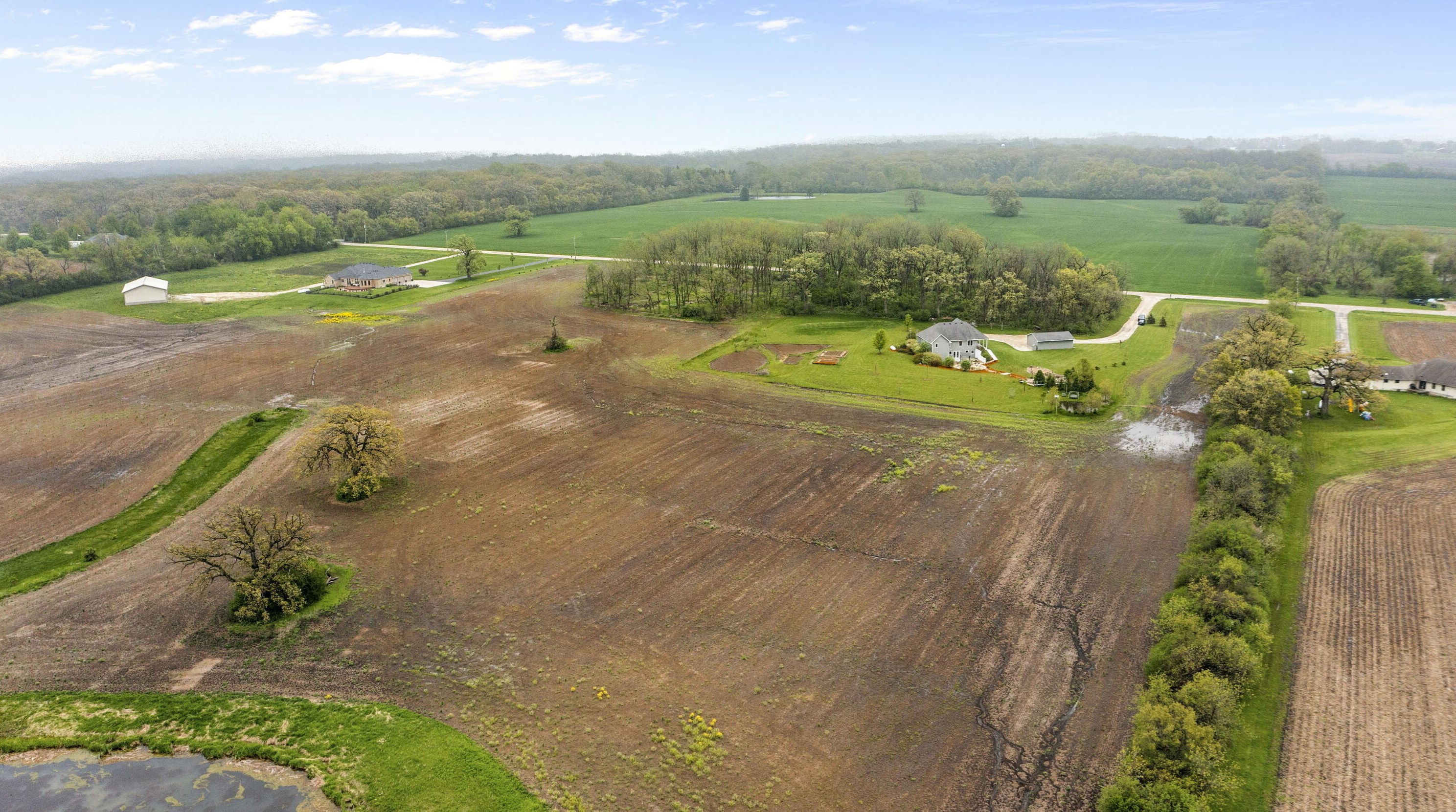 15714 Braun Rd, Sturtevant WI 53177-9433 exterior