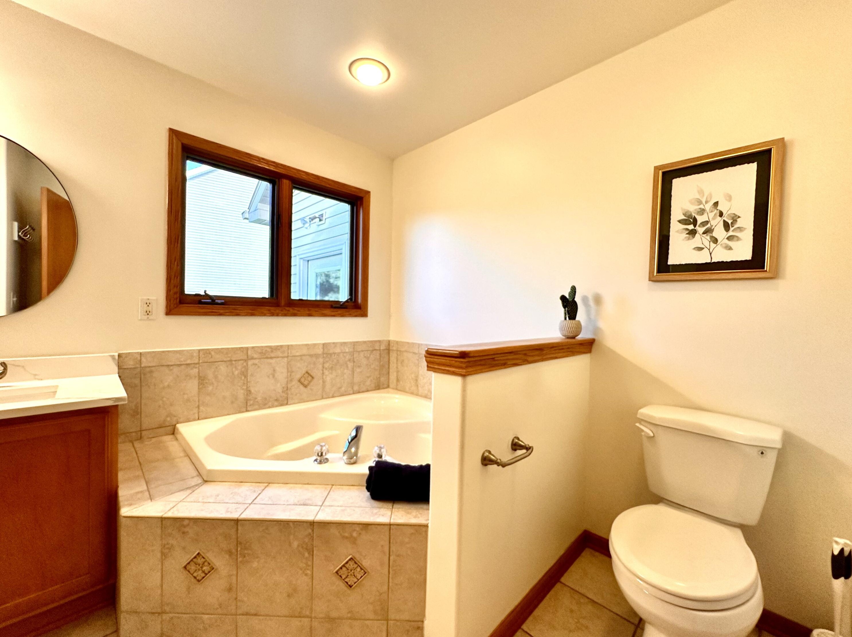 10226 80th St, Kenosha WI 53158-2054 exterior