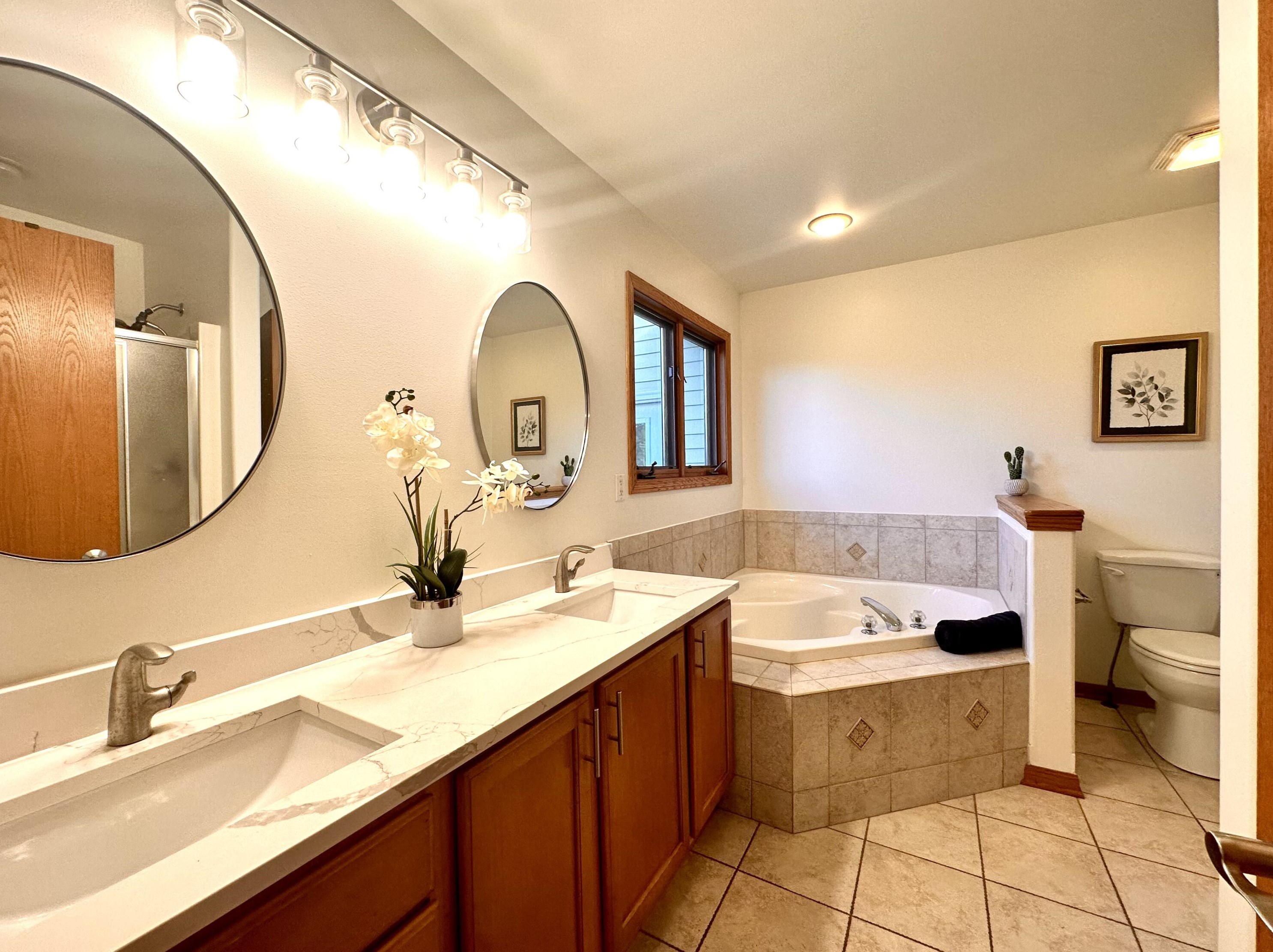 10226 80th St, Kenosha WI 53158-2054 exterior