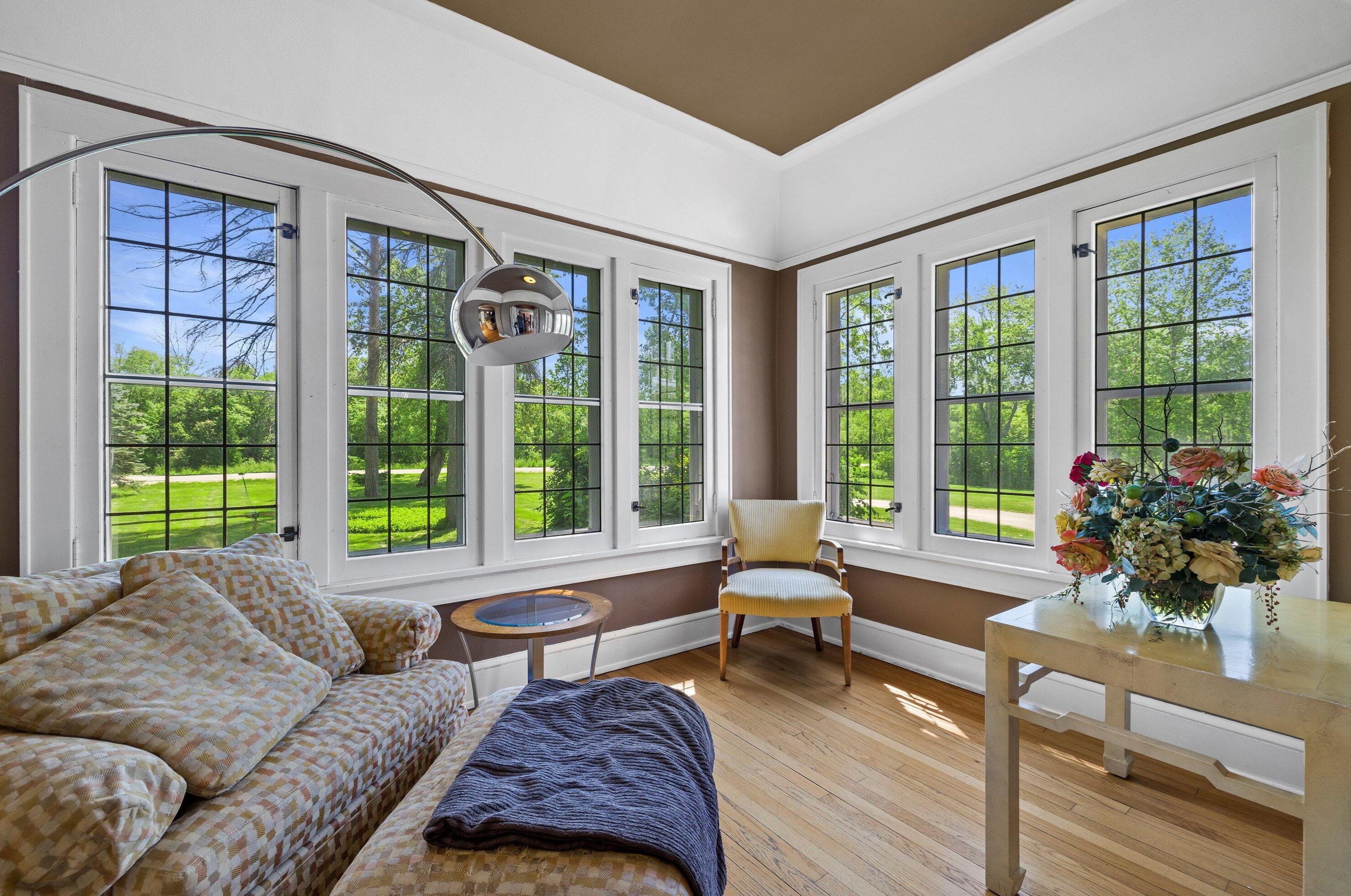 7953 Range Line Rd, Milwaukee WI  53217-2044 exterior