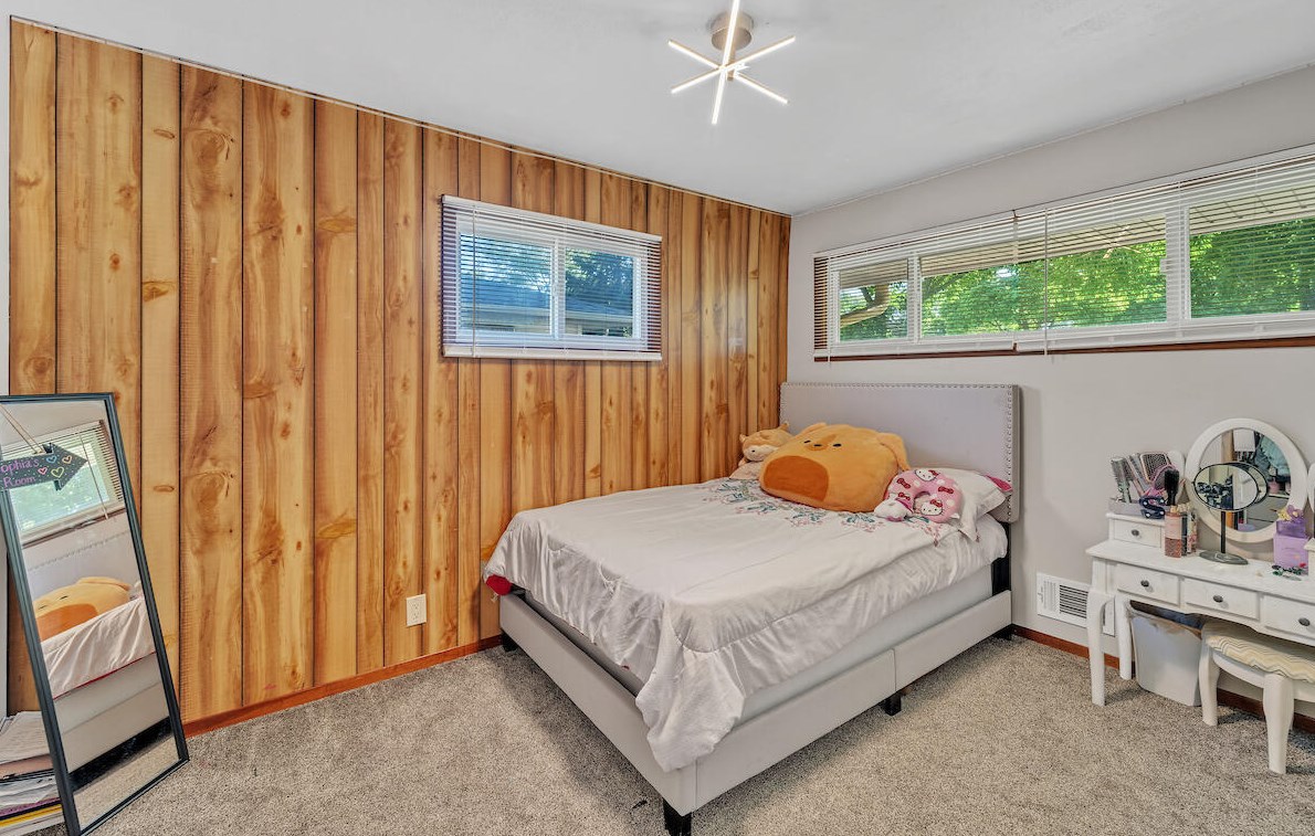 3201 67th St, Milwaukee WI  53219-4218 exterior