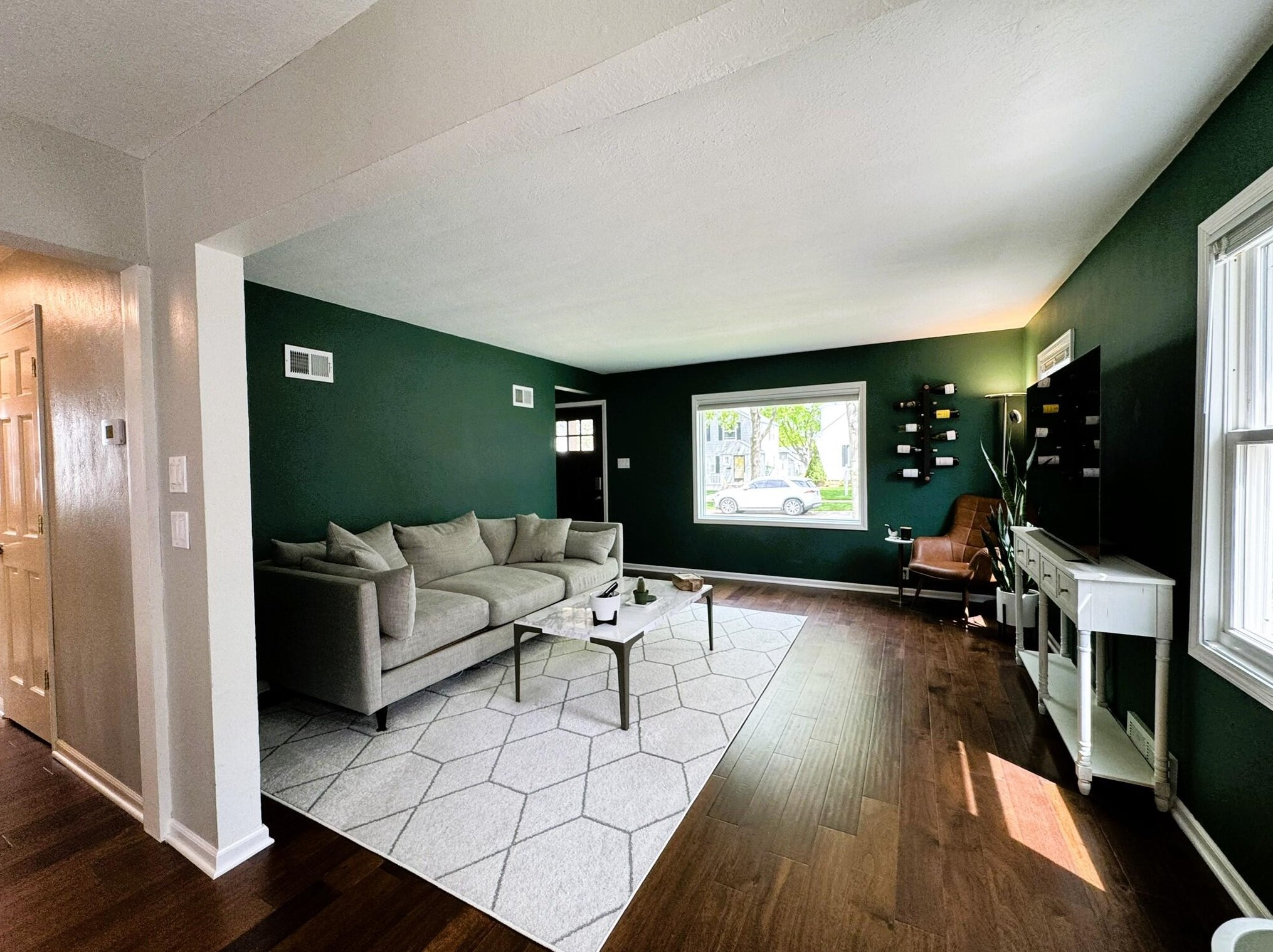 3821 Logan Ave, Milwaukee WI  53207-3947 exterior