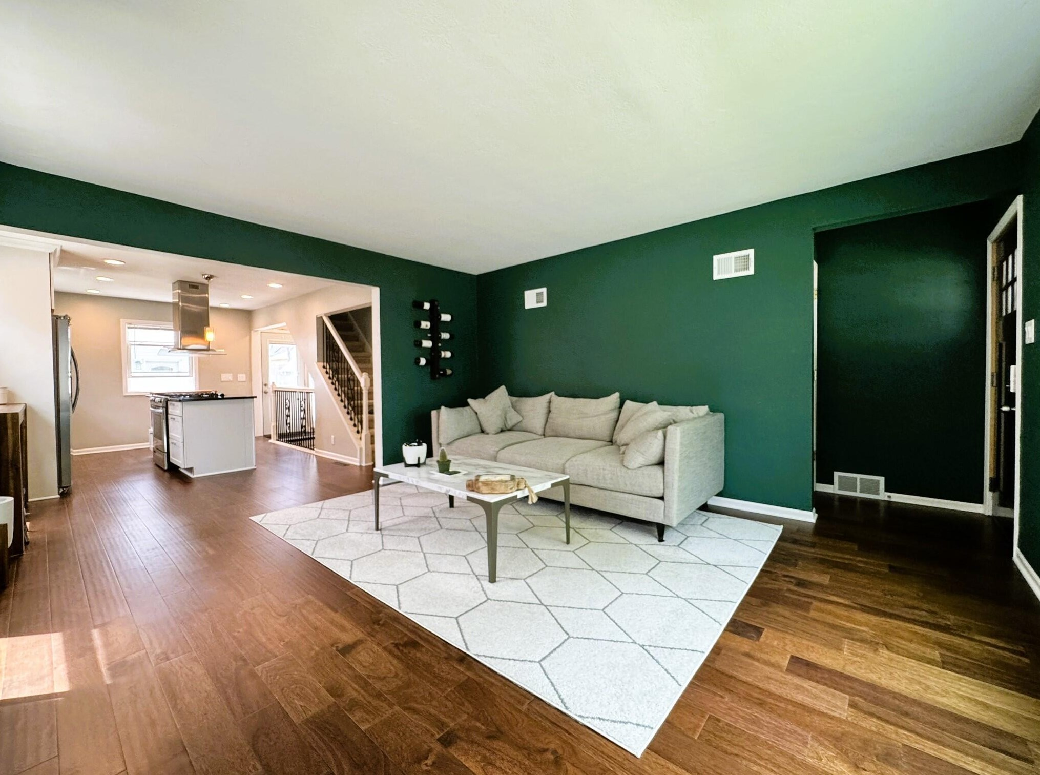 3821 Logan Ave, Milwaukee WI  53207-3947 exterior