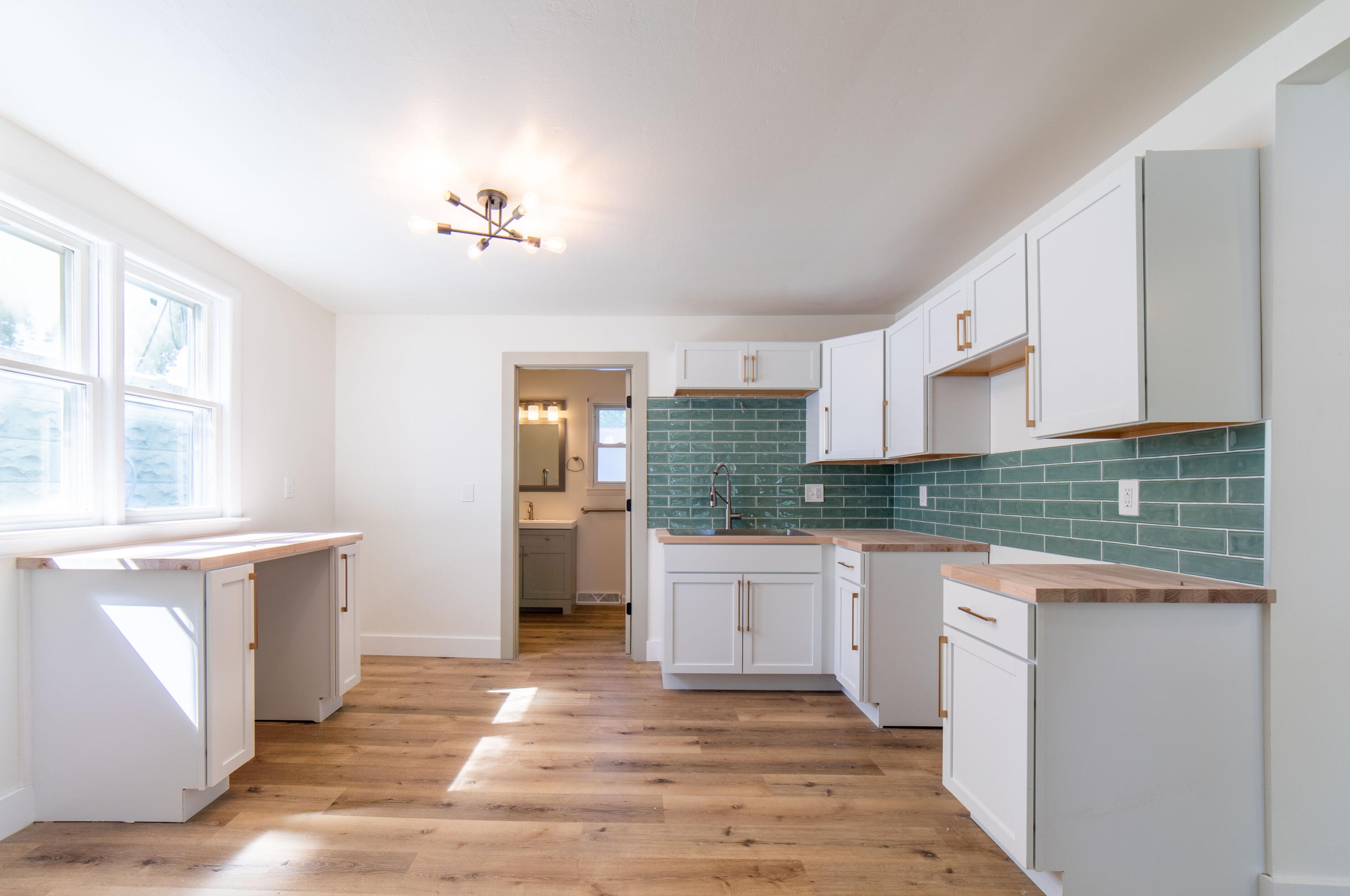 535 63, Milwaukee WI 53220-3005 exterior