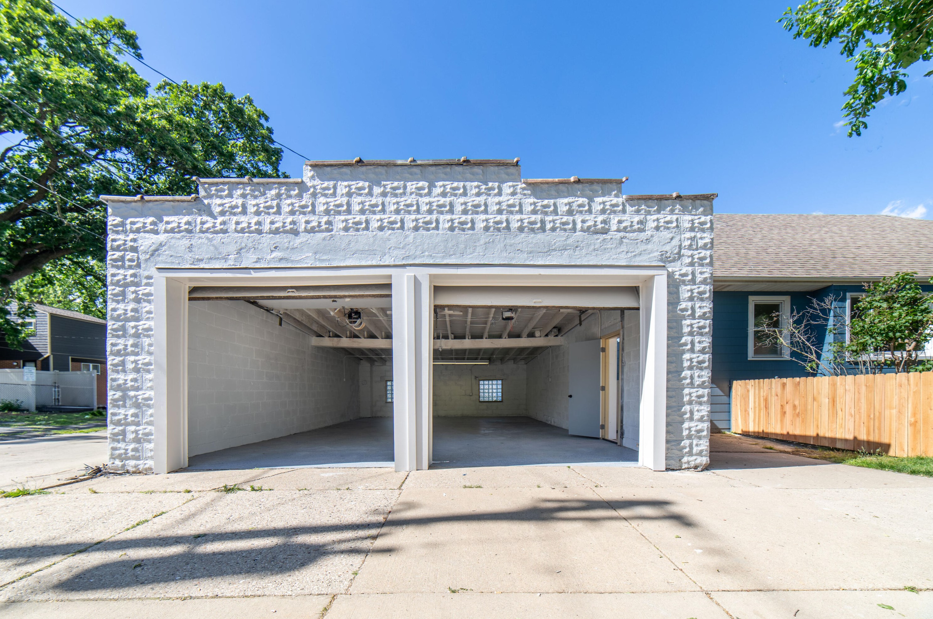 535 63, Milwaukee WI 53220-3005 exterior