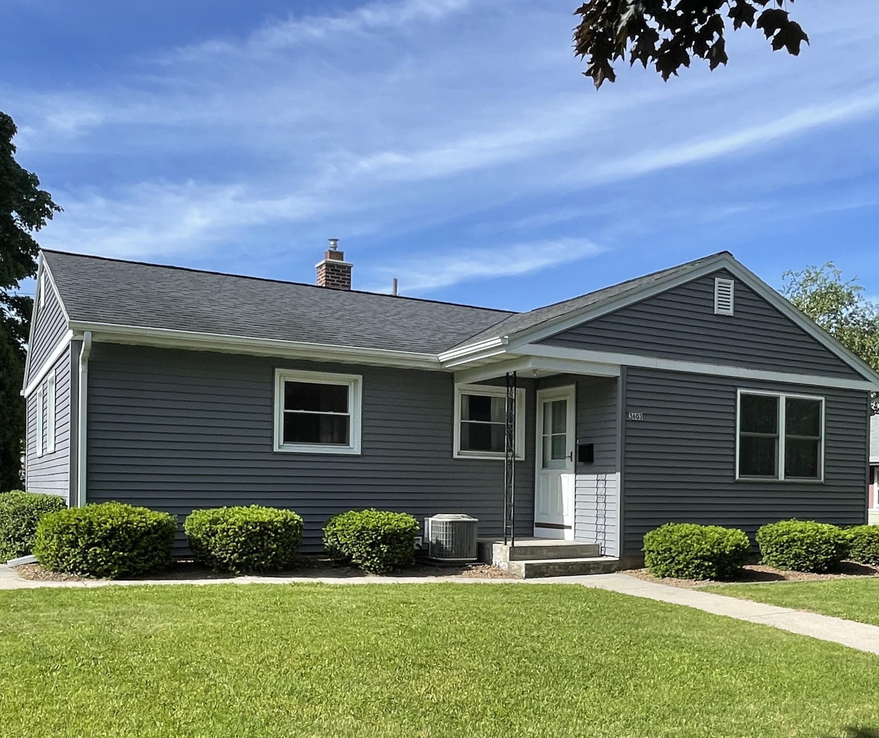 3603 Meadow Ln, Manitowoc, WI 54220 MLS 1879188 Coldwell Banker