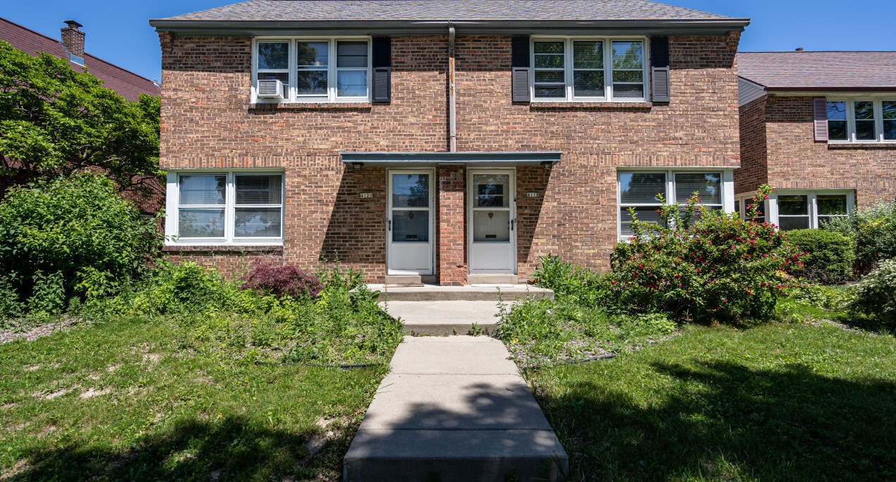 4118 Ardmore Ave, Milwaukee WI  53211-1801 exterior