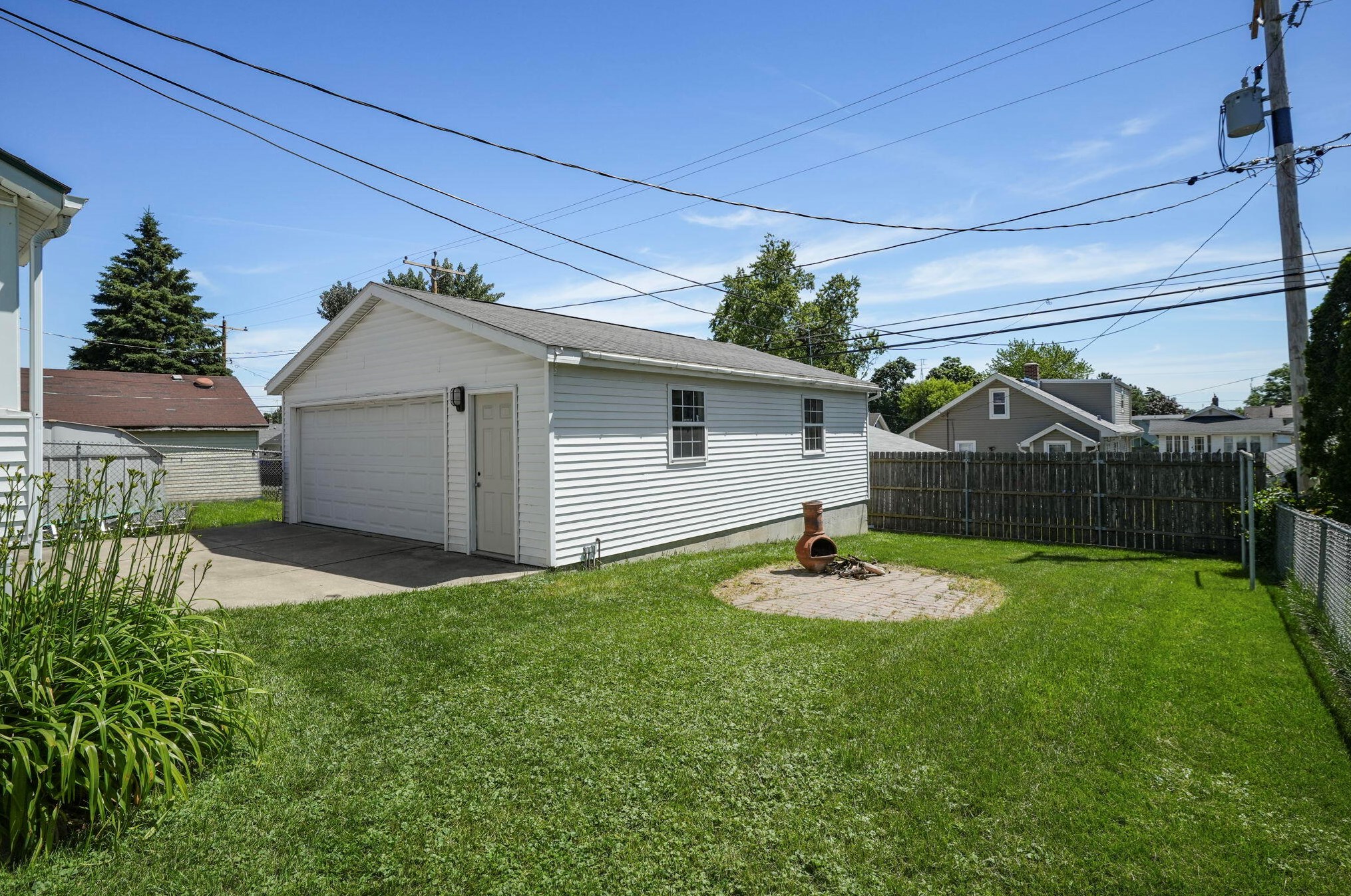 6917 38 Ave, Kenosha WI 53158-4117 exterior