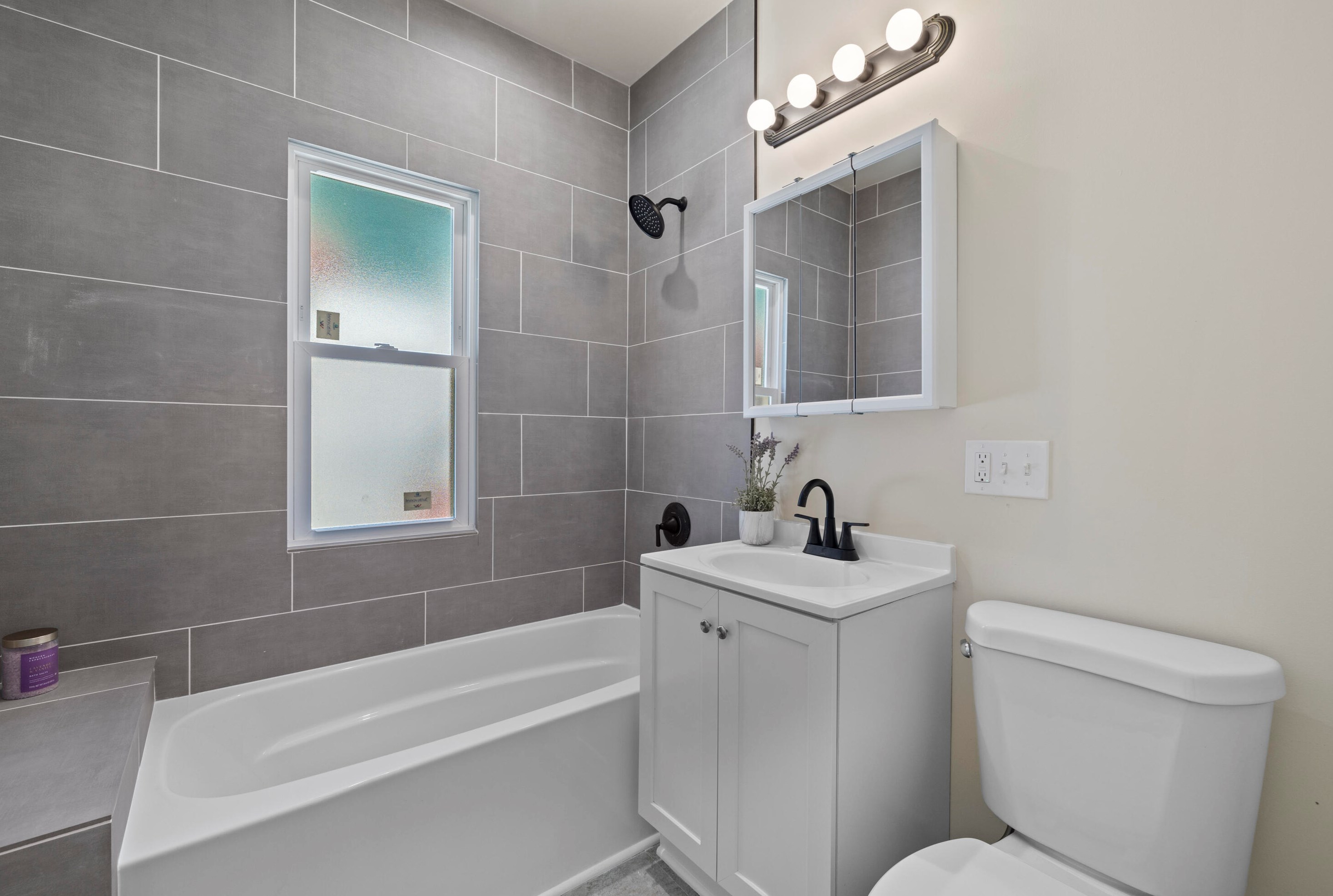 2824 36, Milwaukee WI 53210-1924 exterior