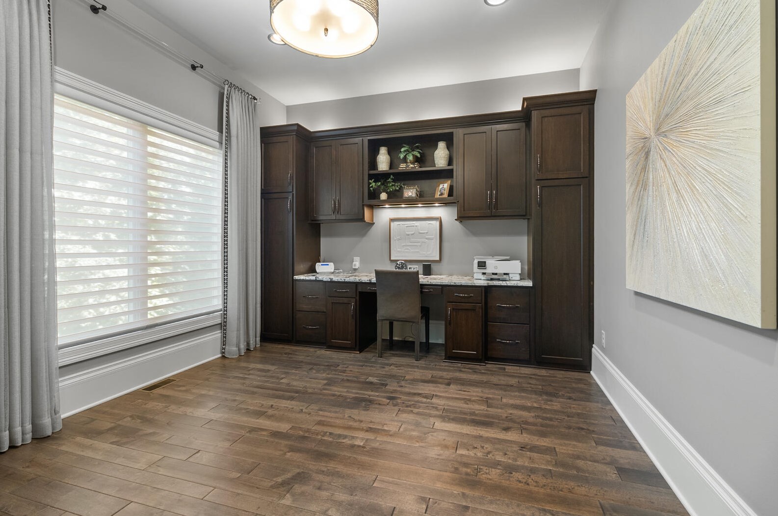 2307 Nagawicka Rd, Chenequa WI 53029-8805 exterior