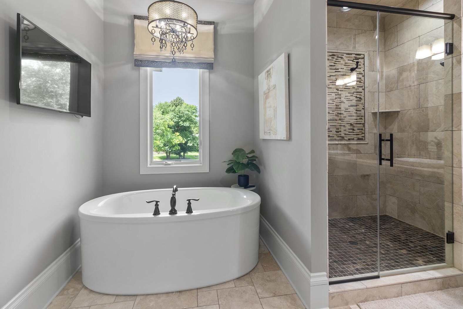 2307 Nagawicka Rd, Chenequa WI 53029-8805 exterior