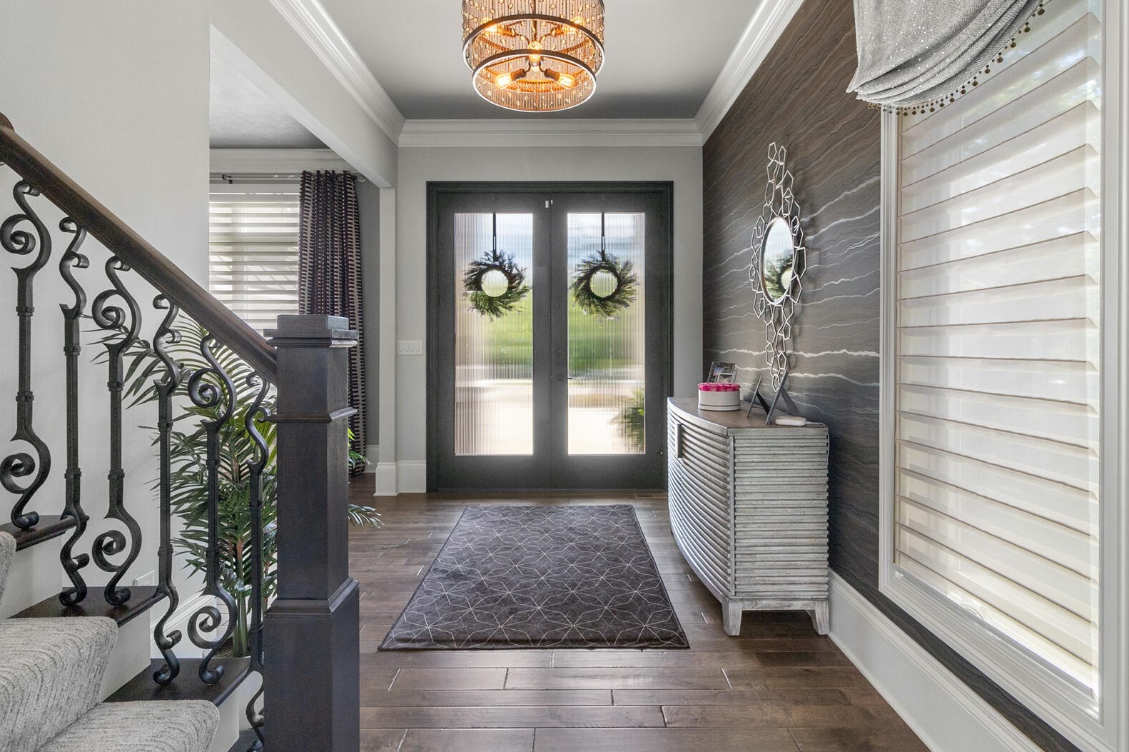 2307 Nagawicka Rd, Chenequa WI 53029-8805 exterior