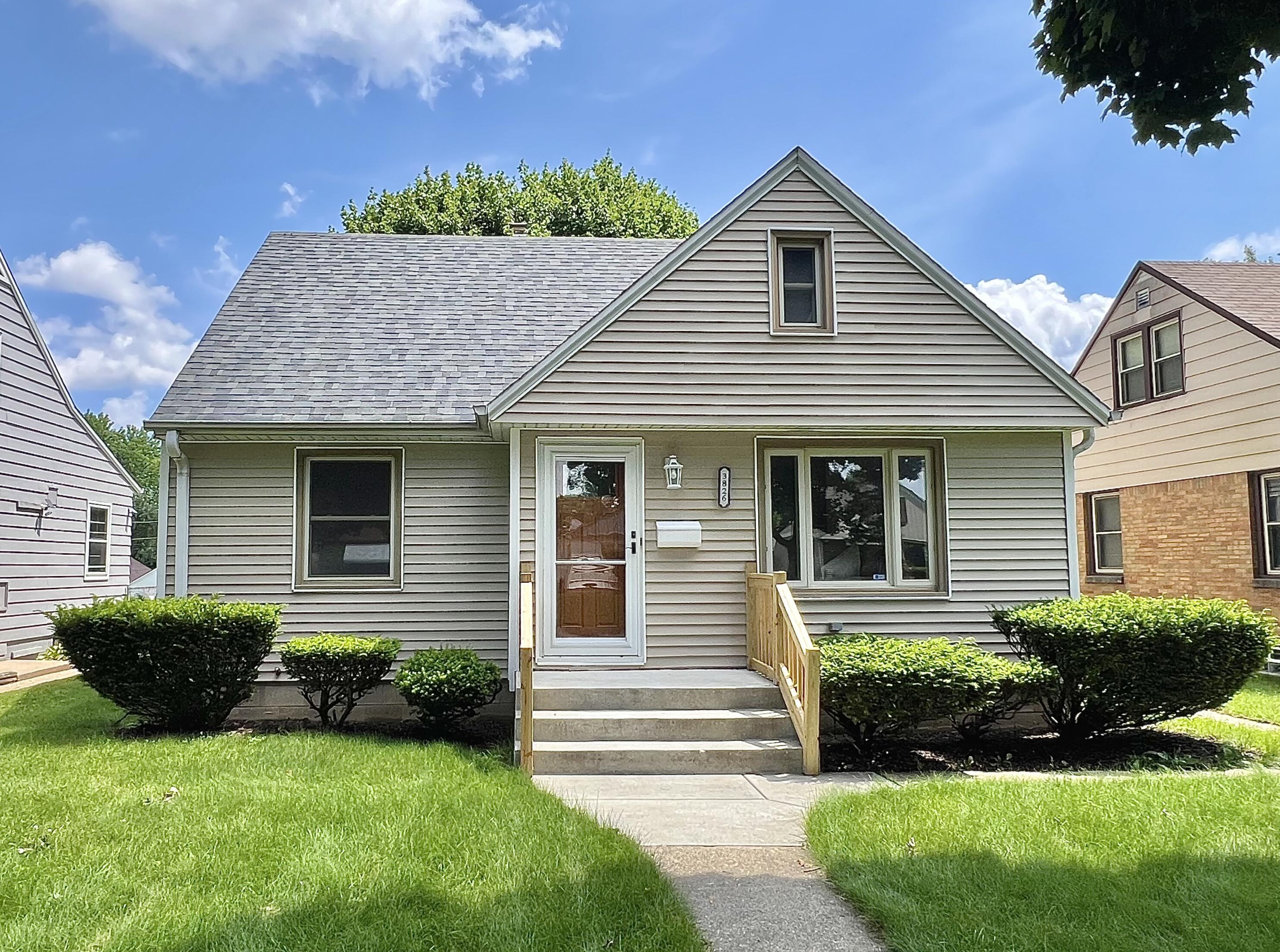 3826 81, Milwaukee WI 53220-1019 exterior