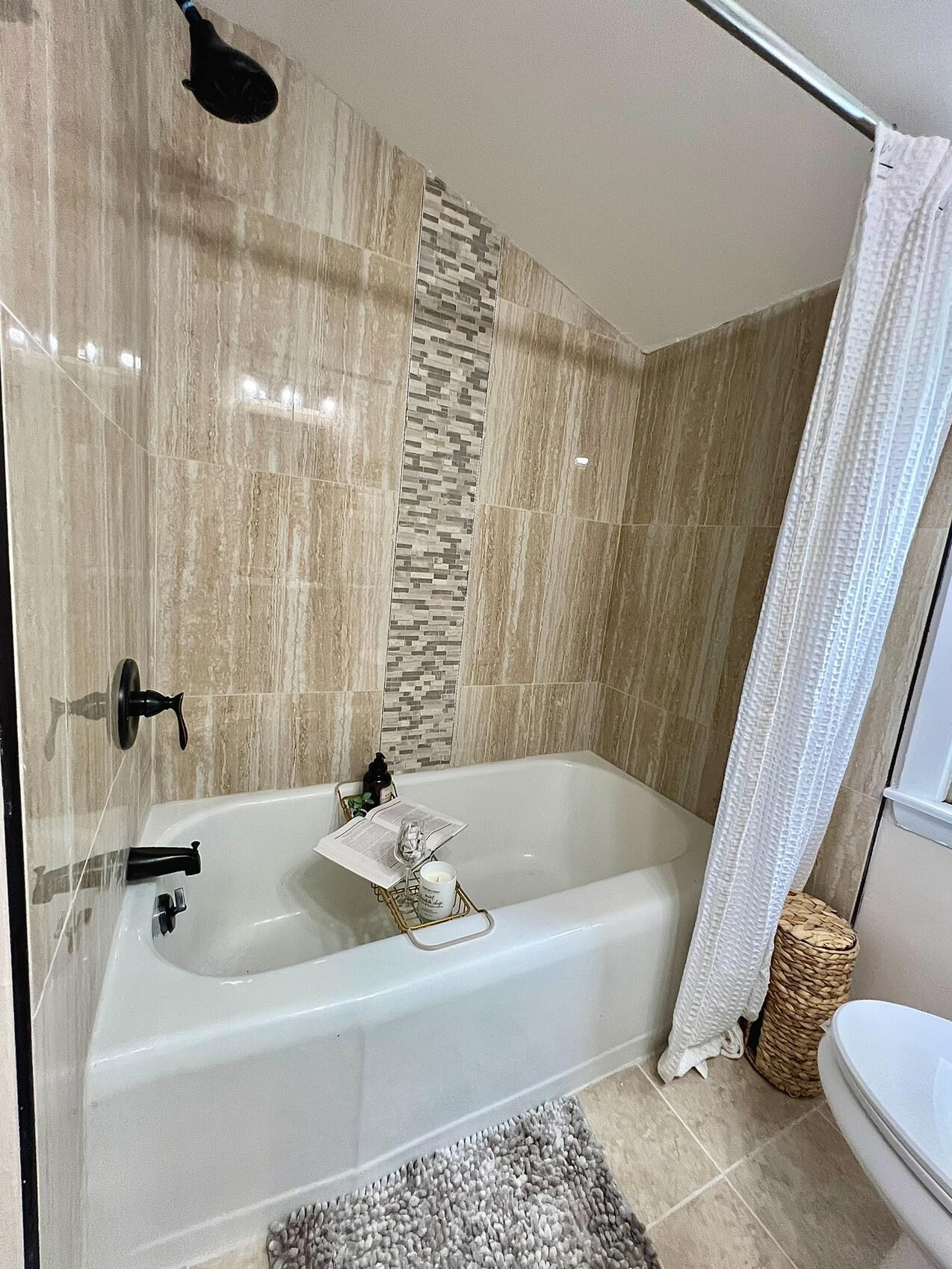 3826 81, Milwaukee WI 53220-1019 exterior