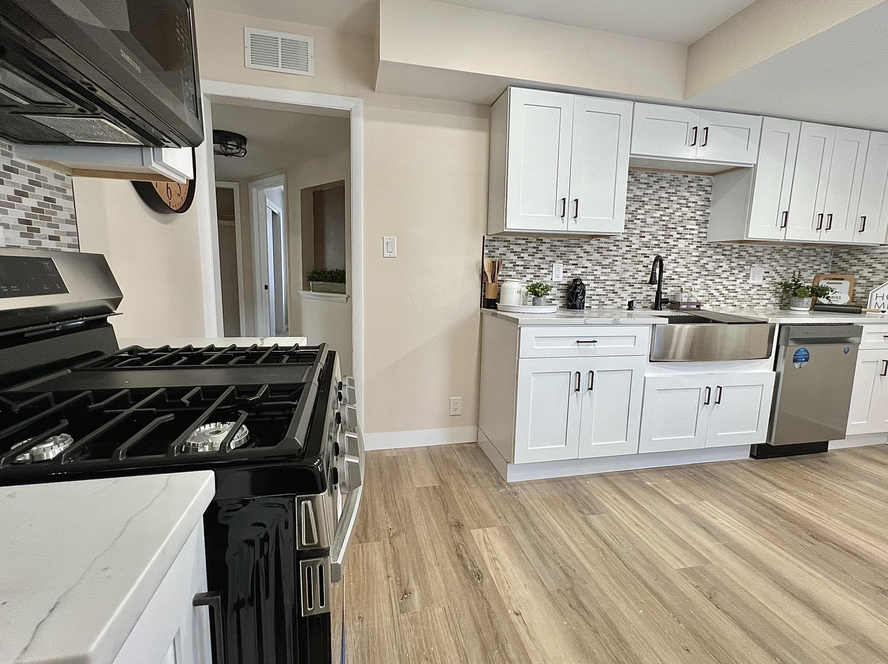 3826 81, Milwaukee WI 53220-1019 exterior