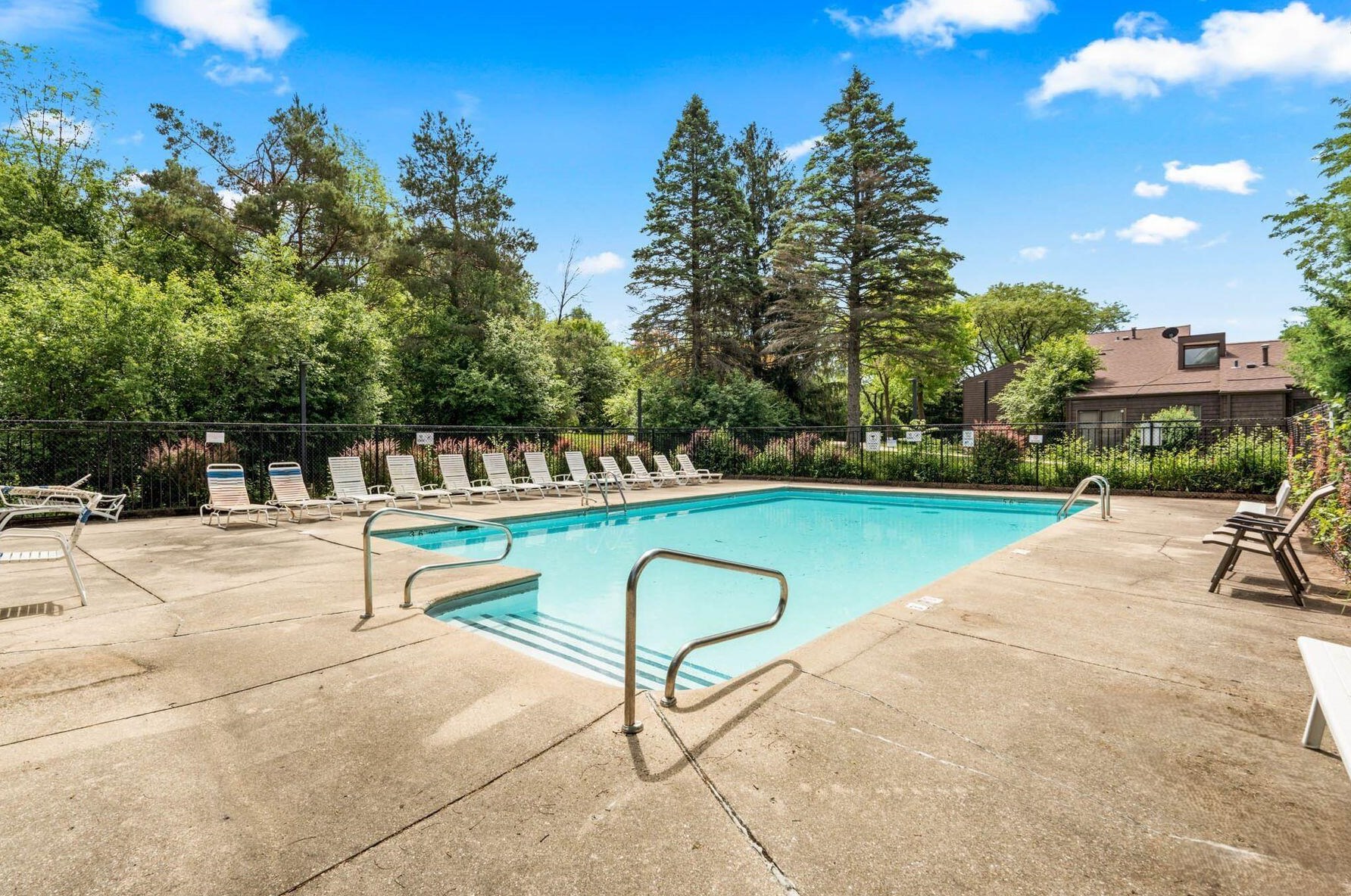 9258 70th St, Milwaukee WI 53223-1108 exterior