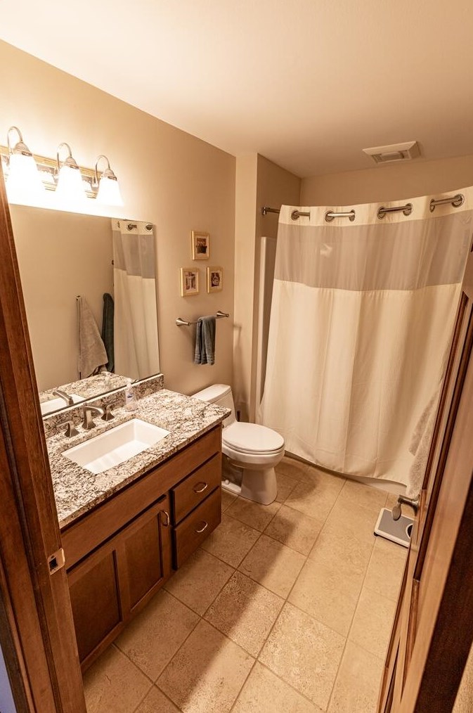 177 Maple Dr, Plymouth WI 53073-4059 exterior