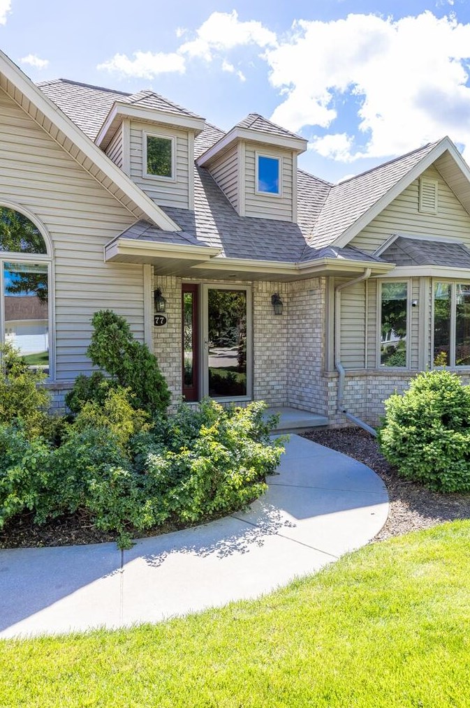 177 Maple Dr, Plymouth WI 53073-4059 exterior