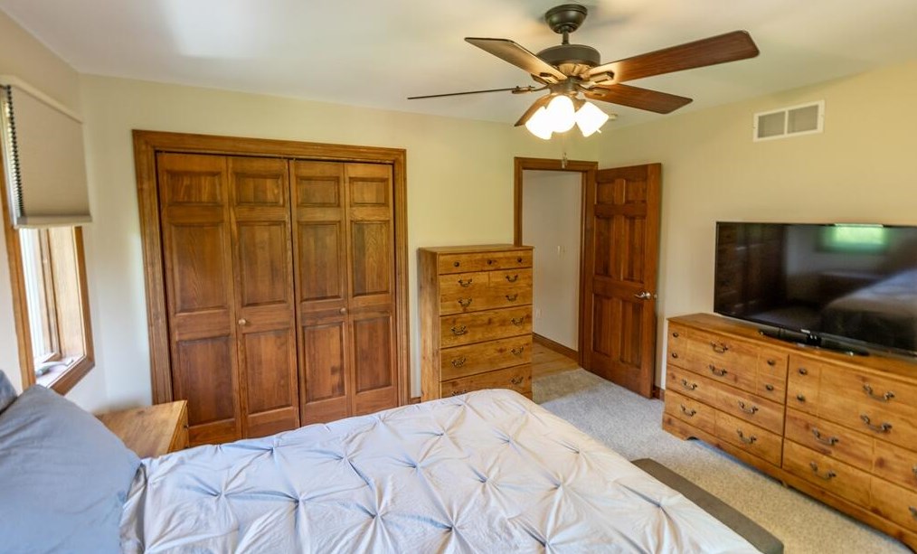 177 Maple Dr, Plymouth WI 53073-4059 exterior