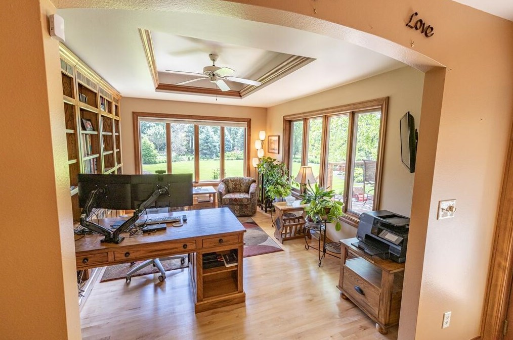 177 Maple Dr, Plymouth WI 53073-4059 exterior