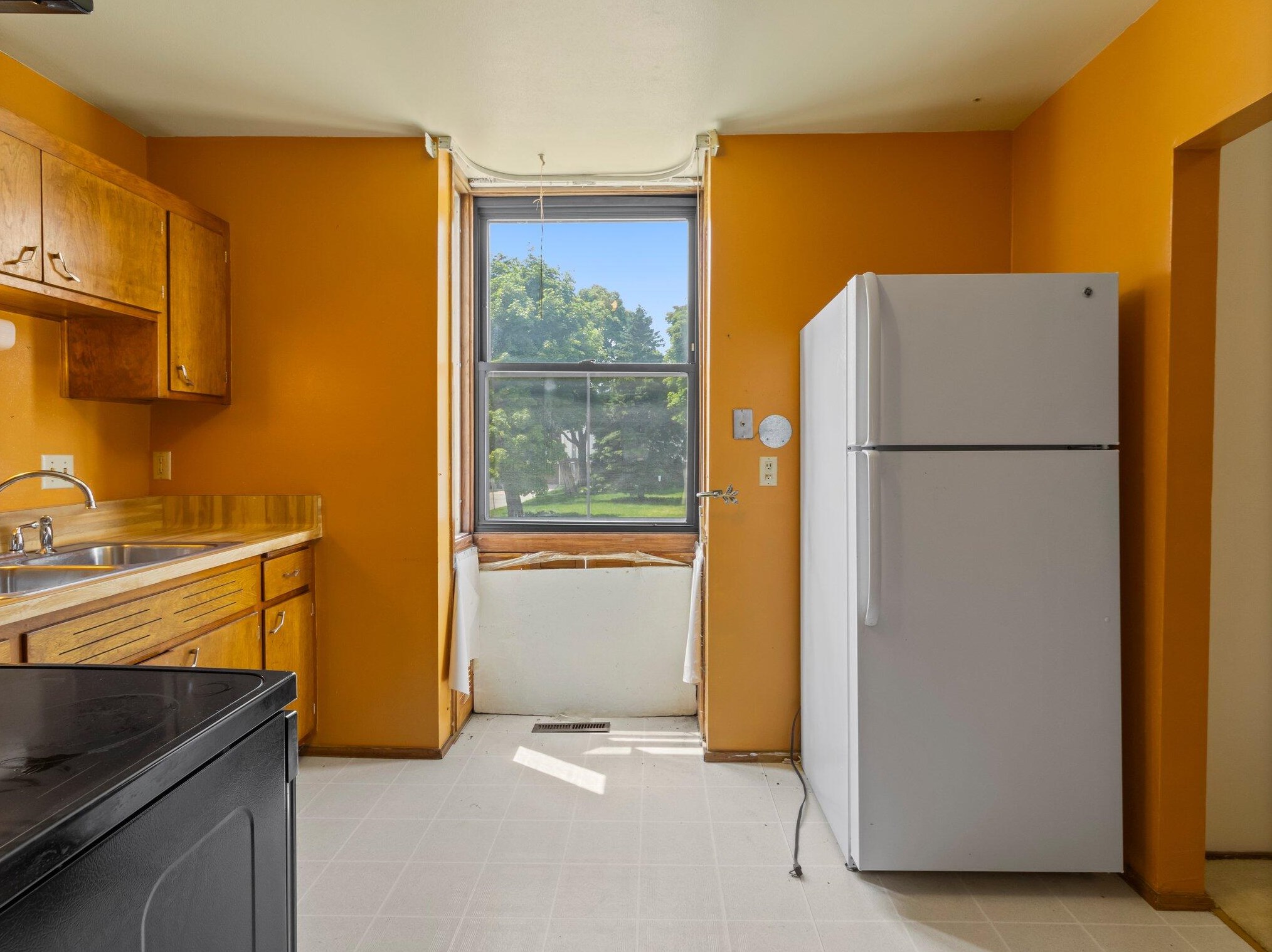 1638 Mayflower Ct, Milwaukee WI 53205-2265 exterior