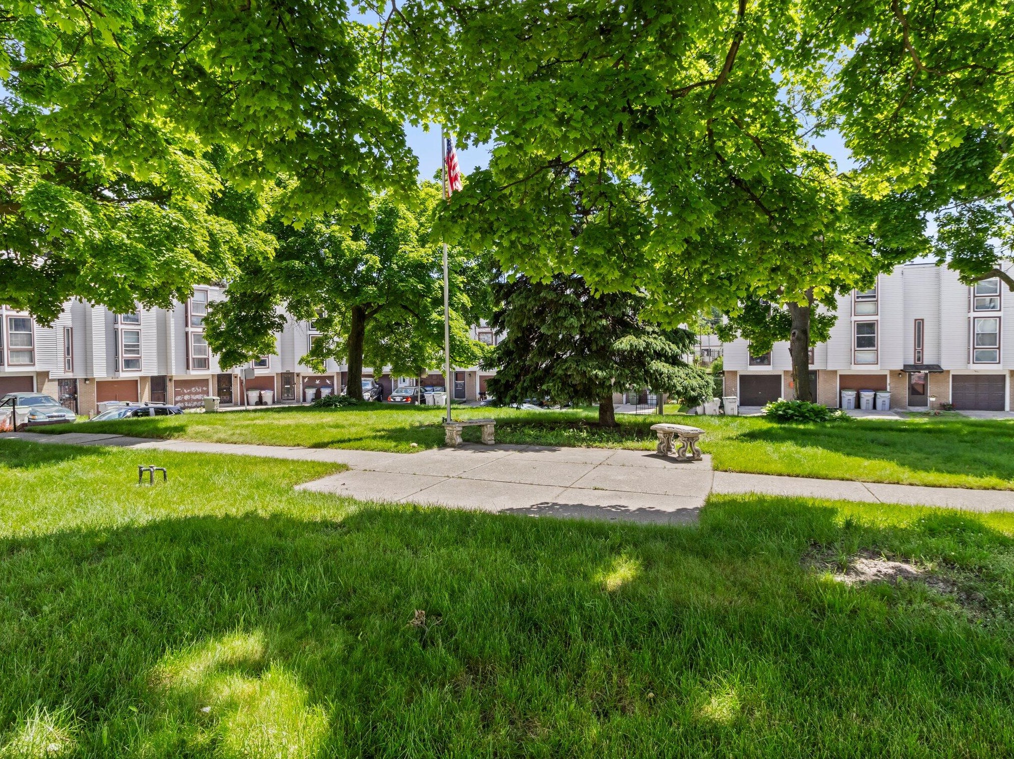 1638 Mayflower Ct, Milwaukee WI 53205-2265 exterior