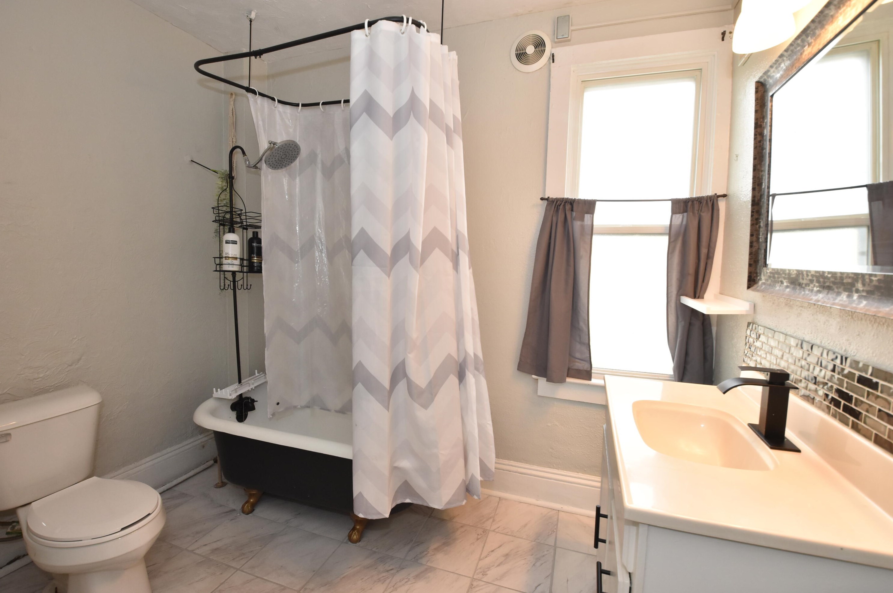 4024 10 Ave, Kenosha WI 53140-5546 exterior