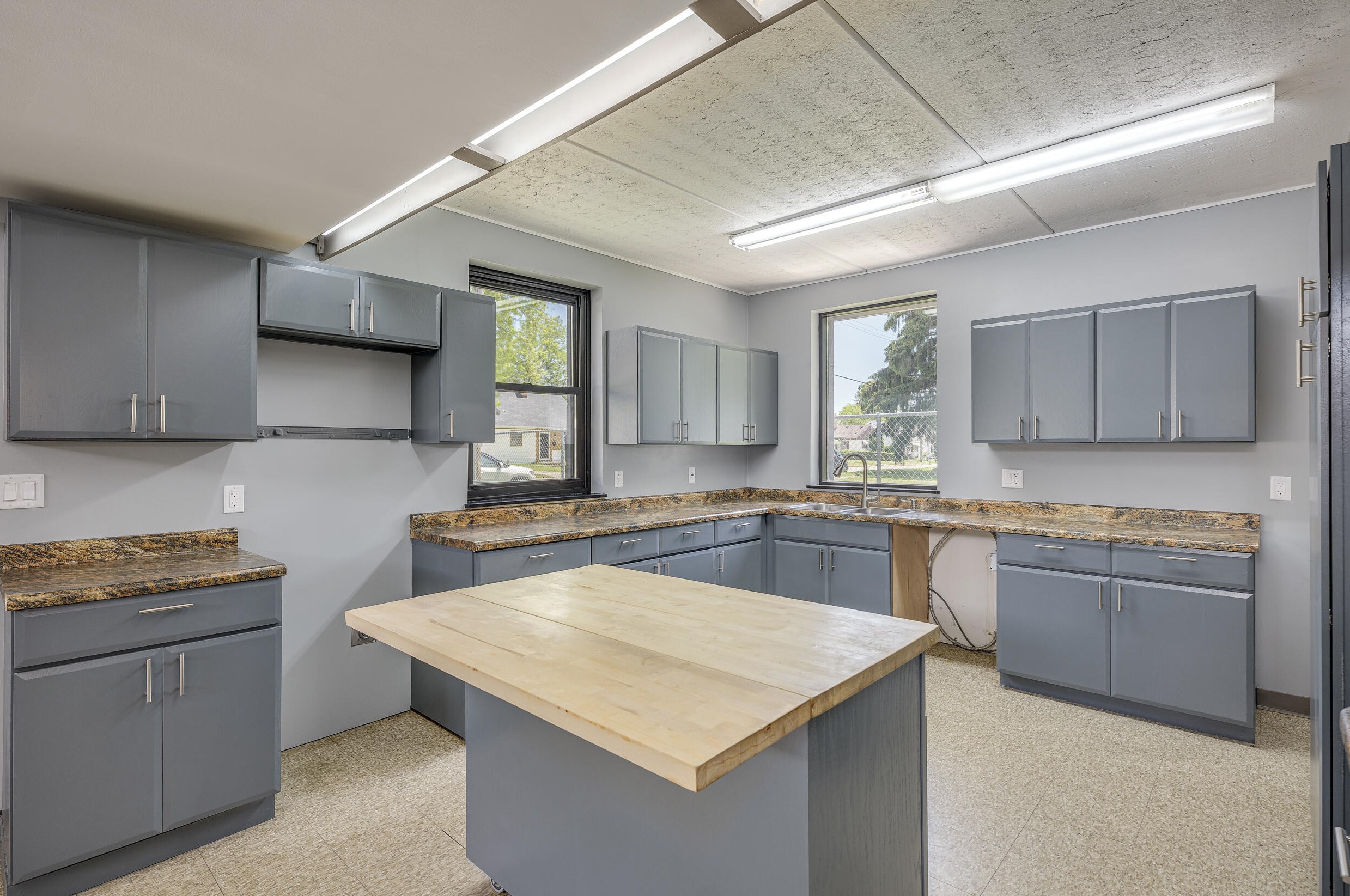 4004 29 Ave, Kenosha WI 53143-5665 exterior