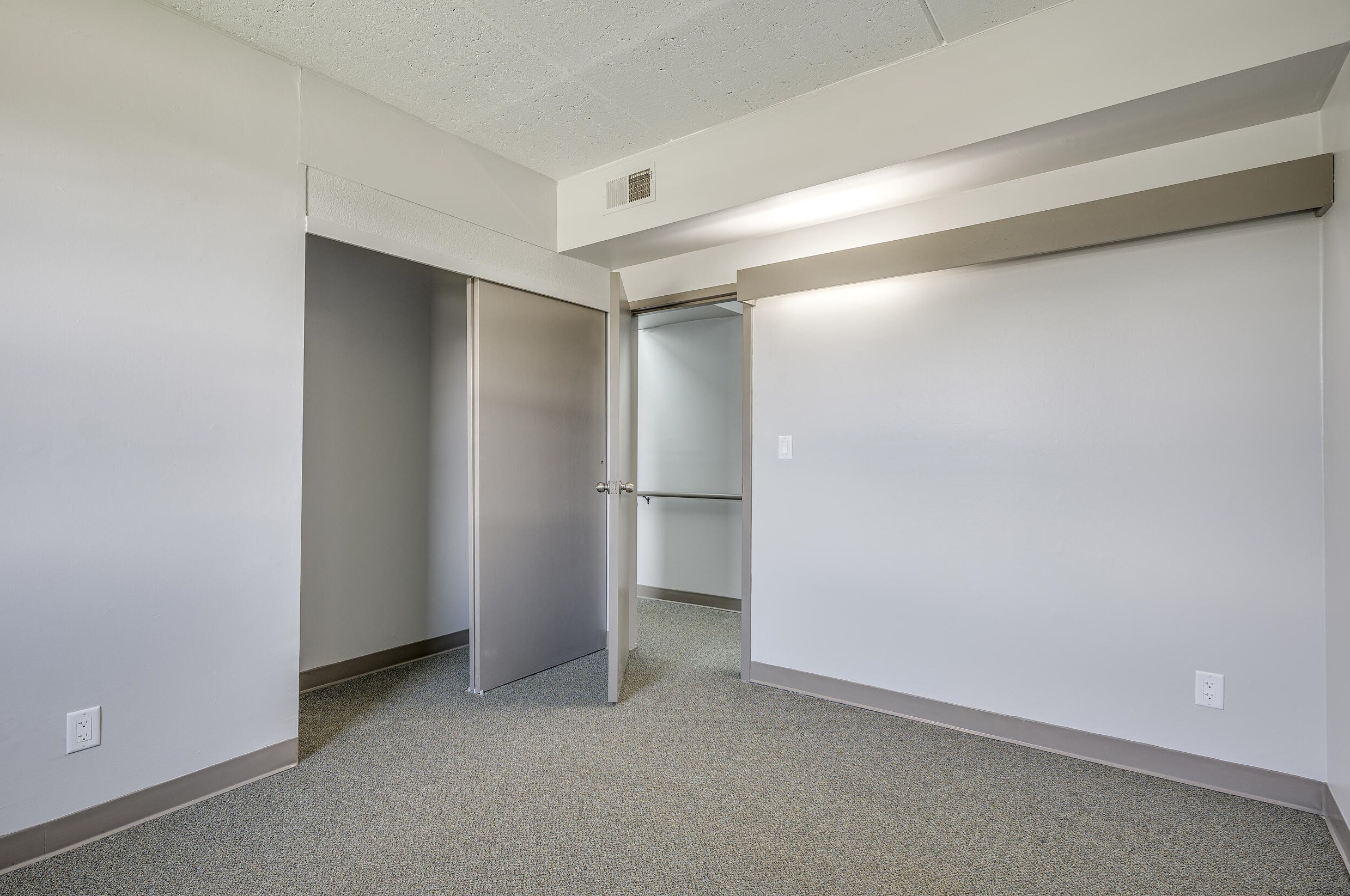 4004 29 Ave, Kenosha WI 53143-5665 exterior