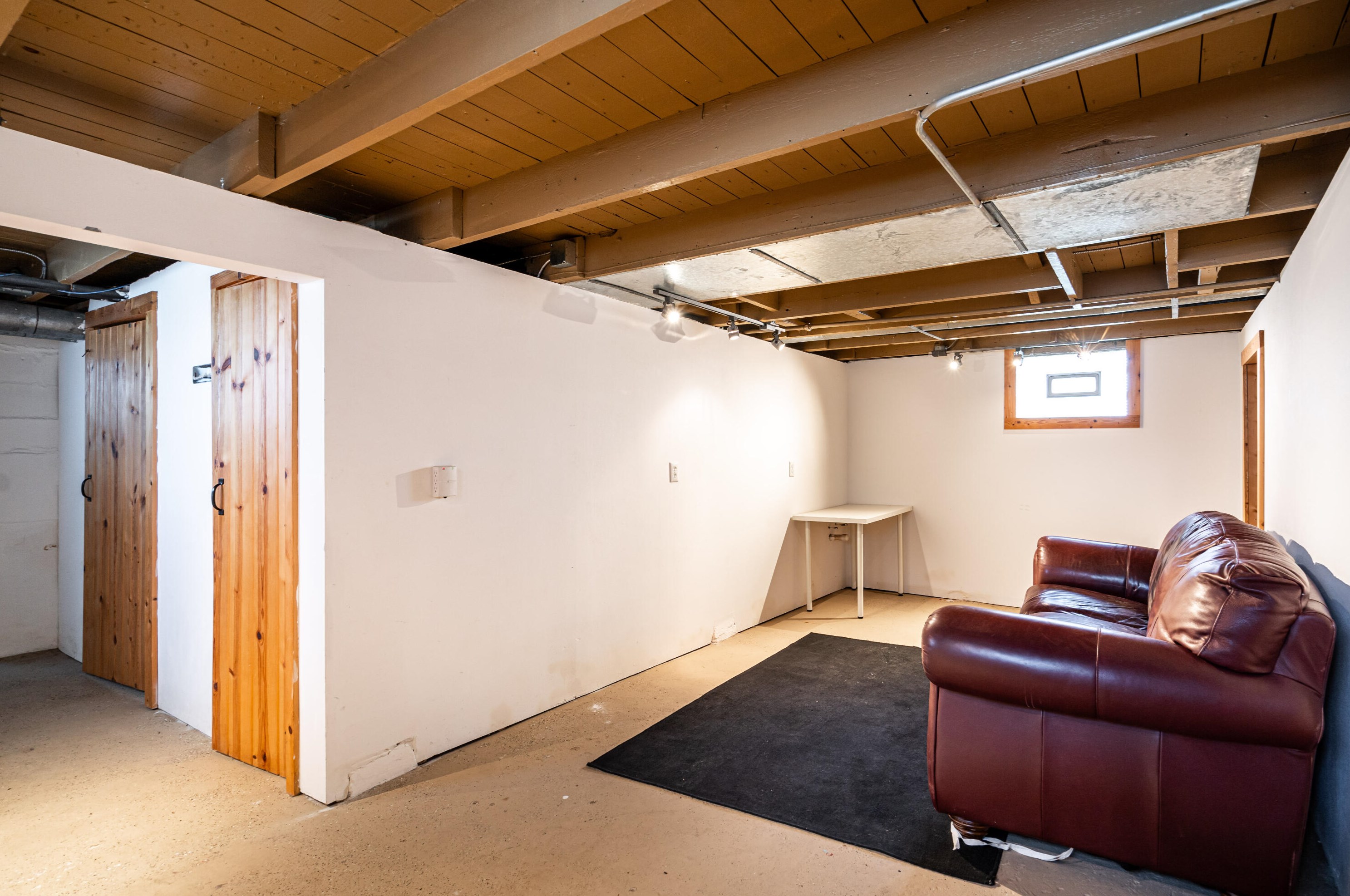 609 60th St, Milwaukee WI  53213-4116 exterior