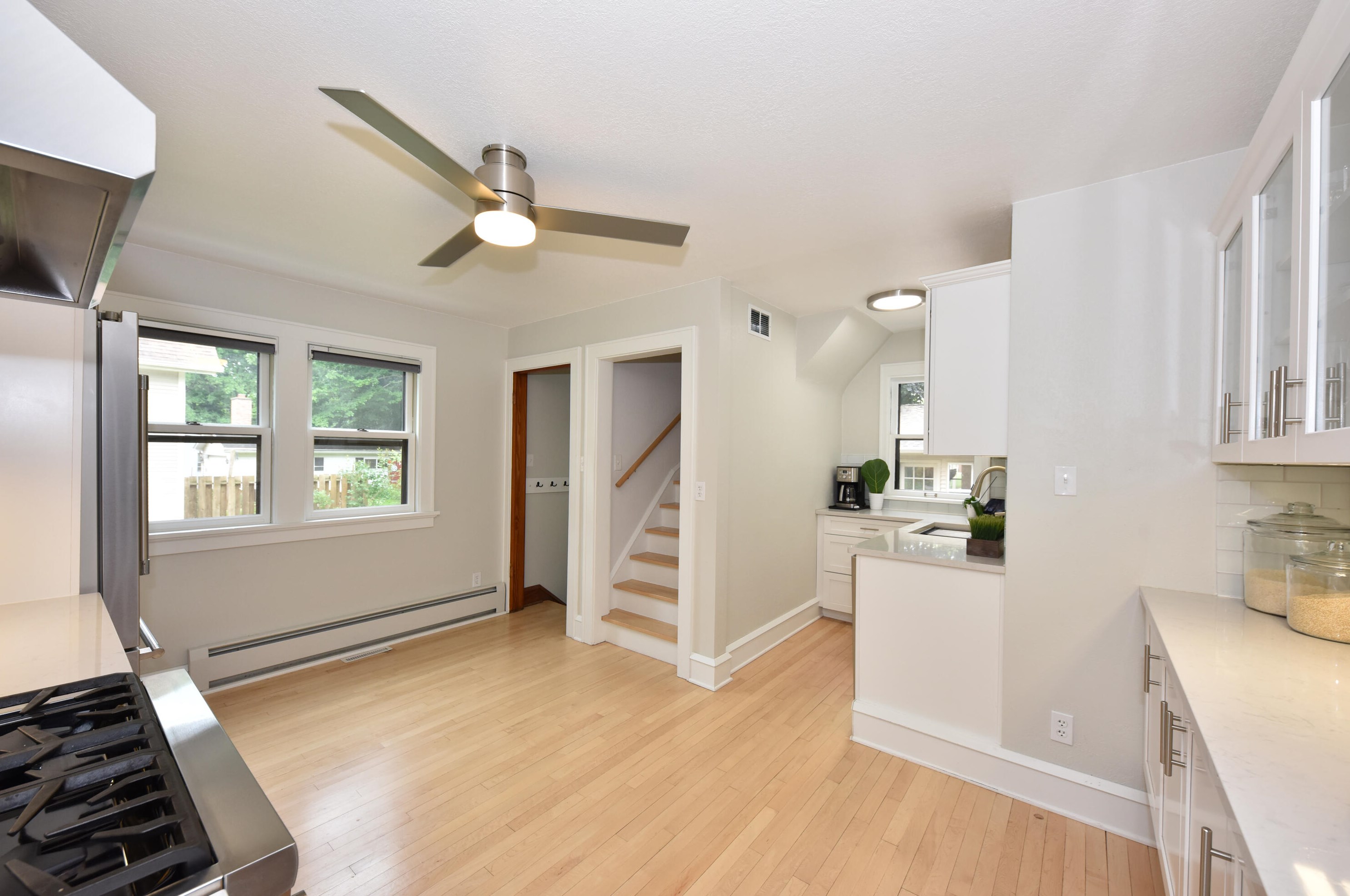 1645 12th Ave, Grafton WI  53024-2407 exterior