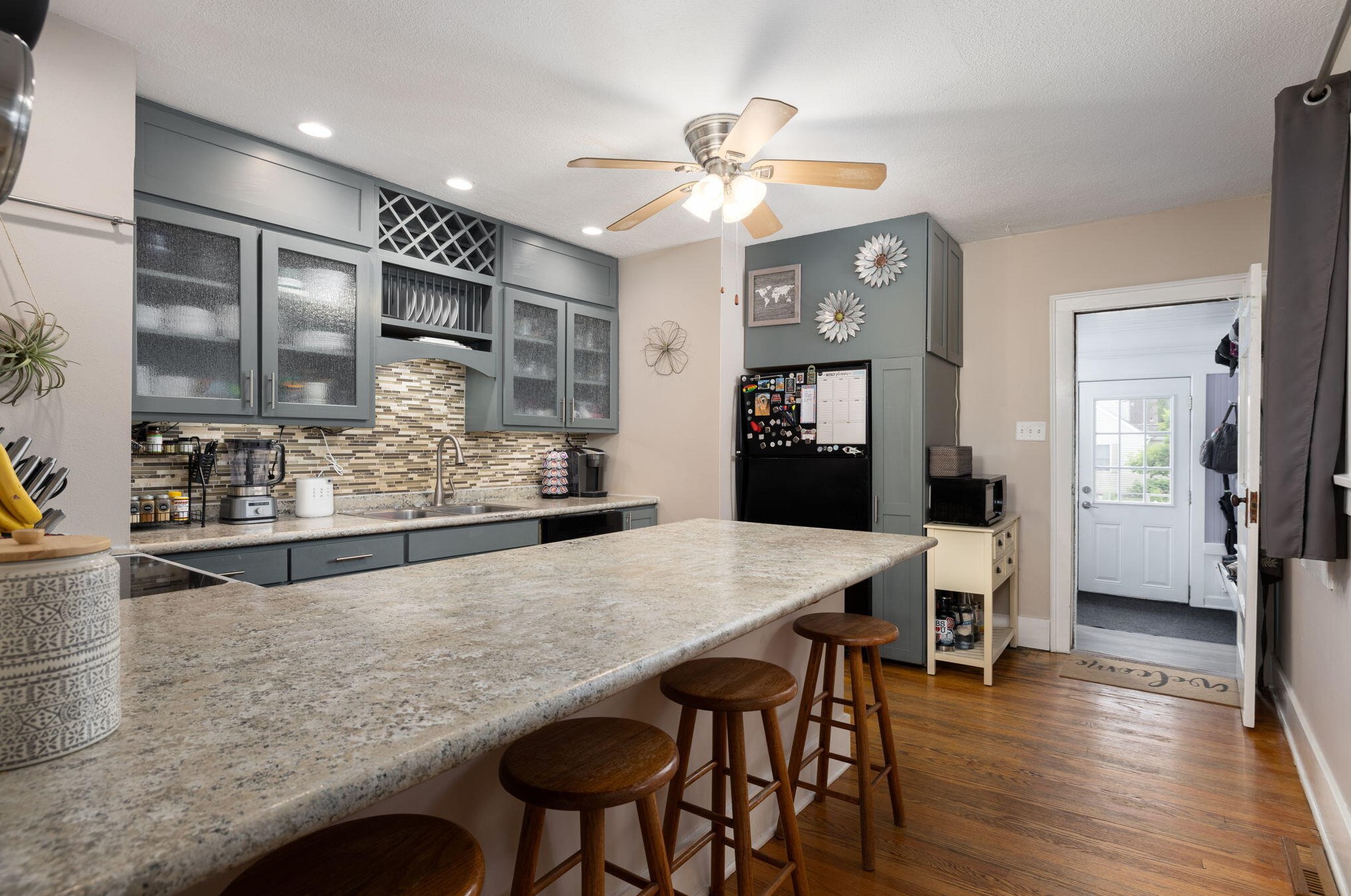 2102 Winnebago St, La Crosse WI  54601-5060 exterior