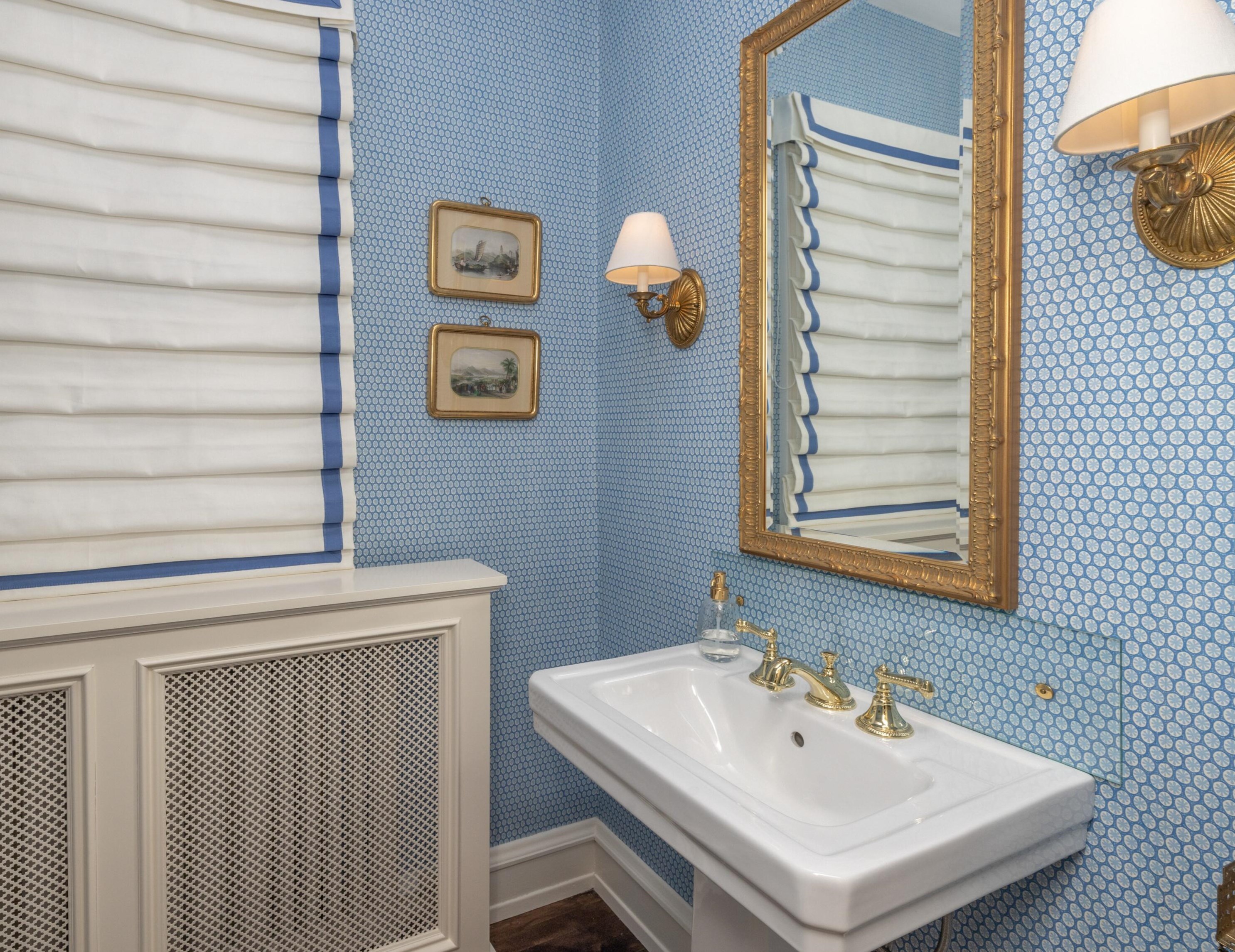 3027 Lake Dr, Milwaukee WI  53211-3403 exterior