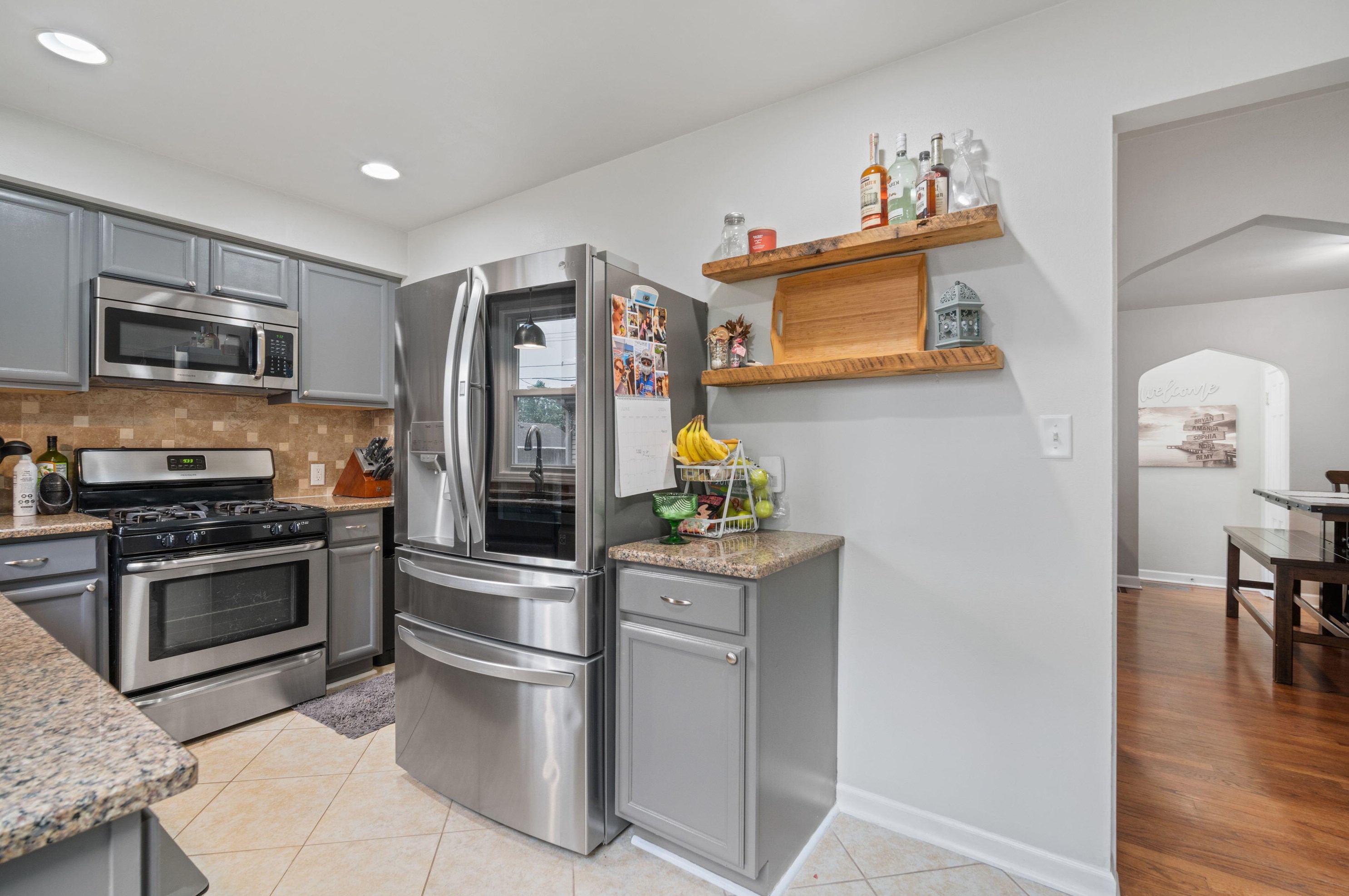 6541 40th Ave, Kenosha WI  53142-7023 exterior