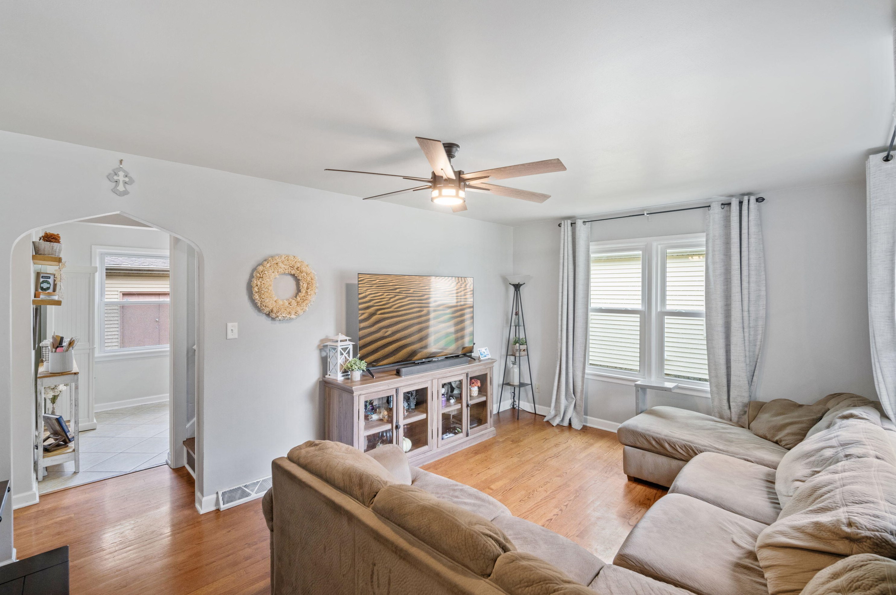 6541 40th Ave, Kenosha WI  53142-7023 exterior