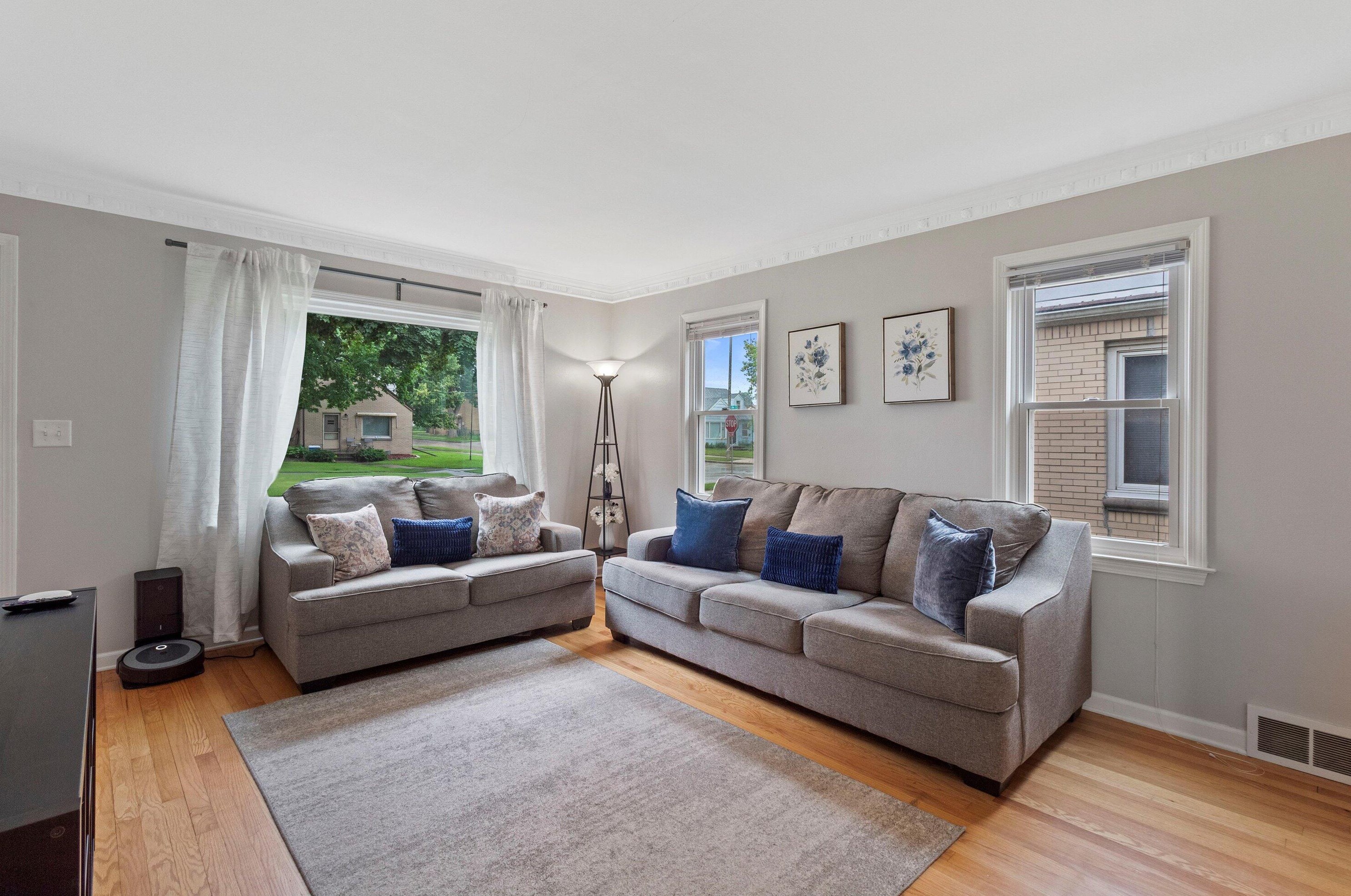 3209 77th St, Milwaukee WI  53219-3743 exterior