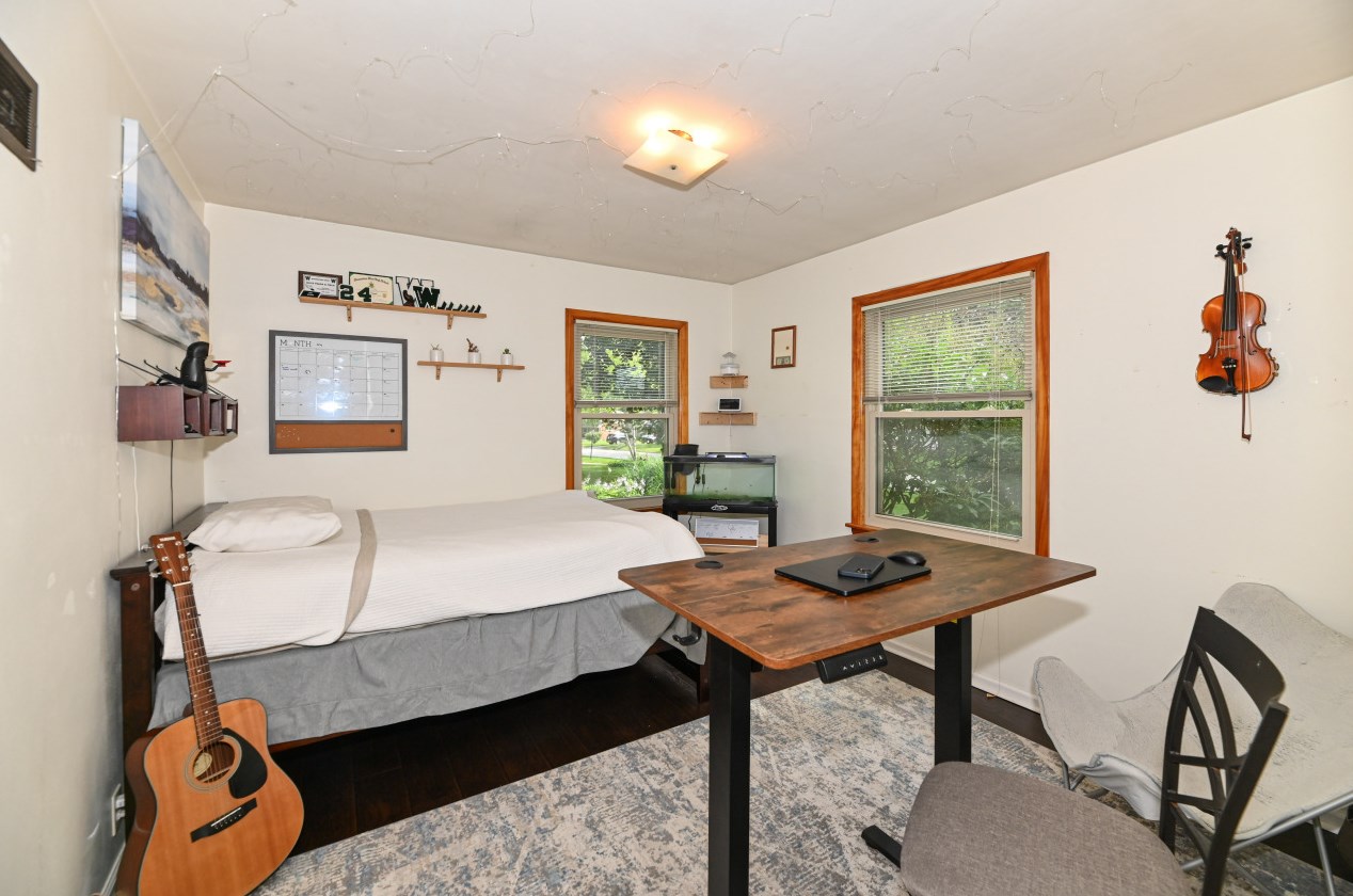 2331 118, Milwaukee WI 53226-1125 exterior