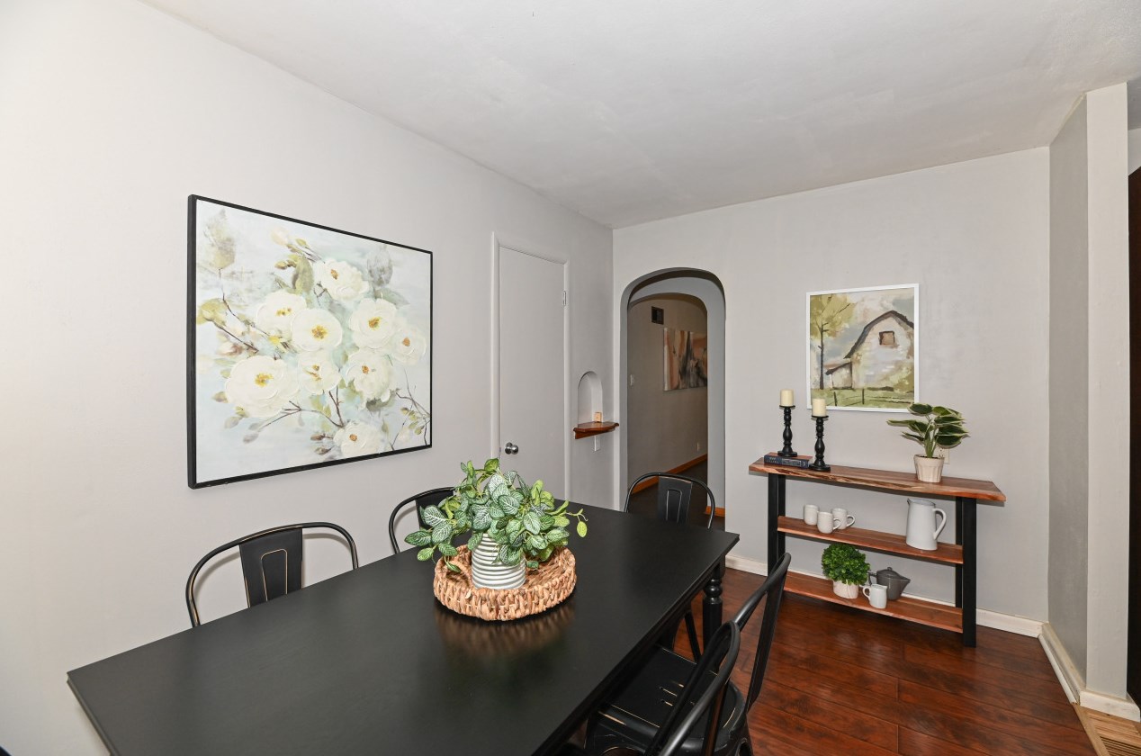 2331 118, Milwaukee WI 53226-1125 exterior