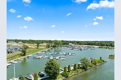 2702  Harbor Ct, Delavan, WI 53115 - Photo 37