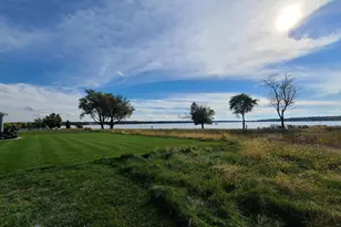 2702 Harbor Ct, Delavan, WI 53115 - Photo 33