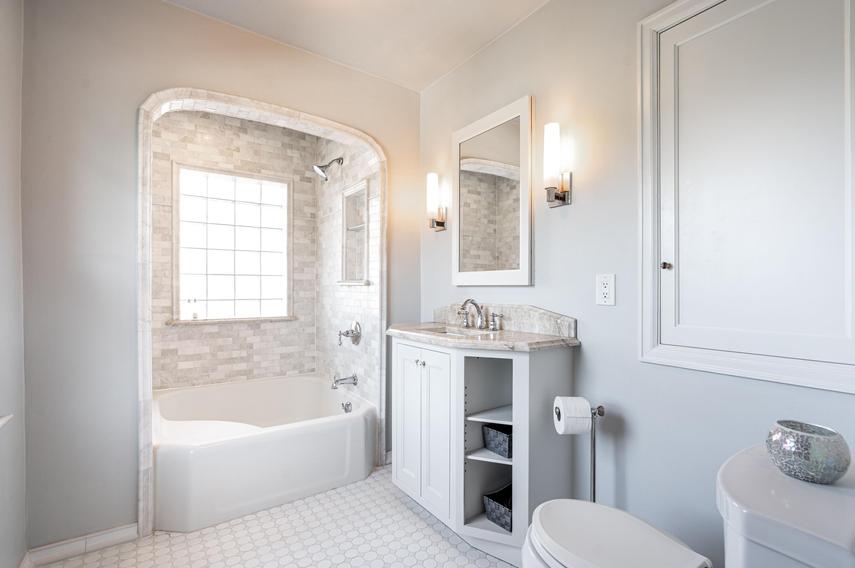 639 75th St, Milwaukee WI 53214-3014 exterior