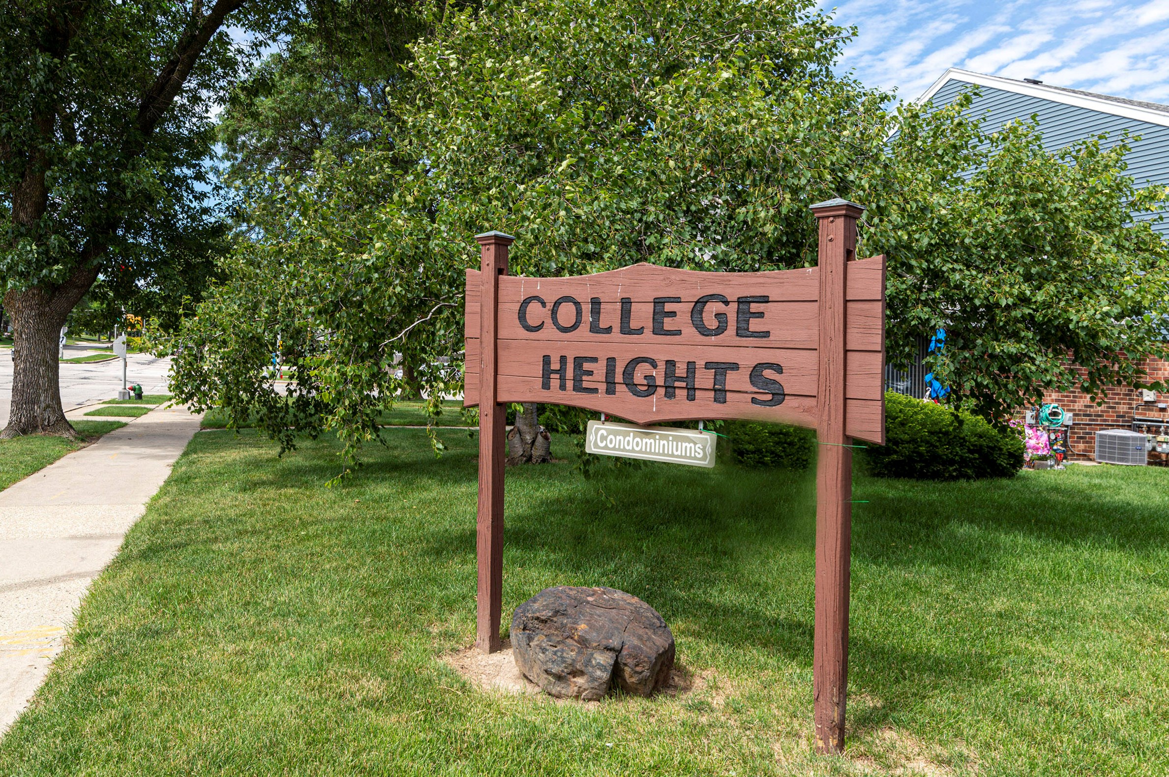 6360 20th St, Milwaukee WI 53221-5255 exterior