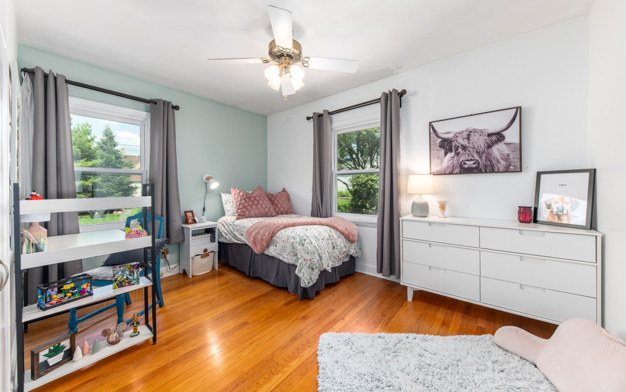 2337 81, Milwaukee WI 53219-1729 exterior