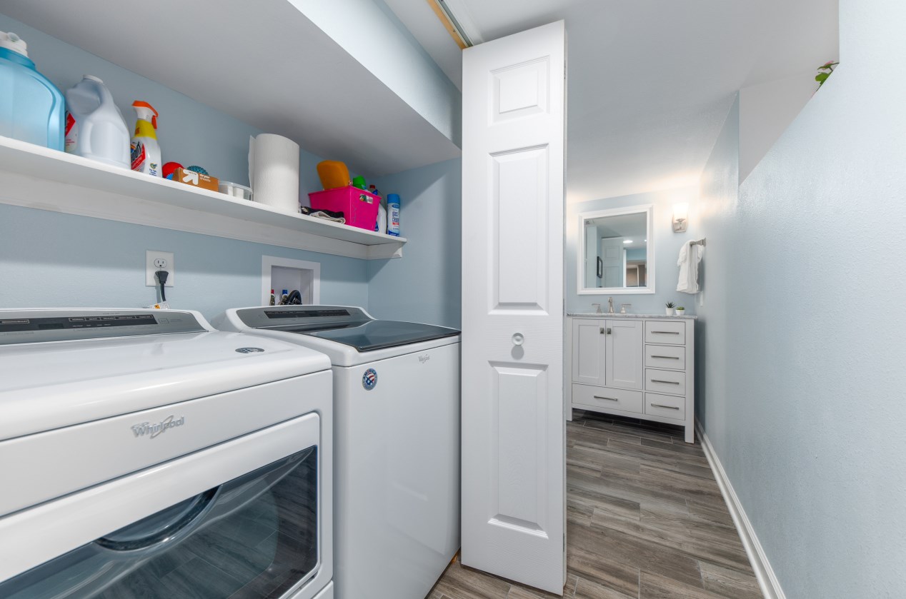 2337 81, Milwaukee WI 53219-1729 exterior