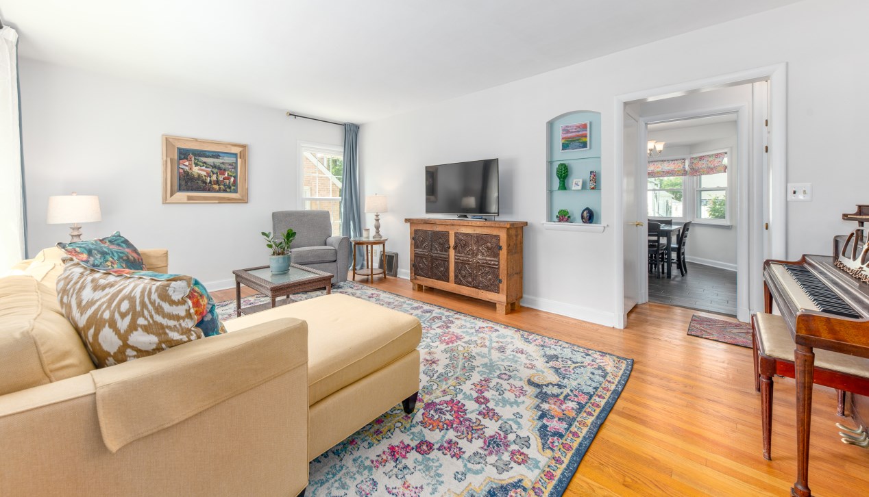 2337 81, Milwaukee WI 53219-1729 exterior