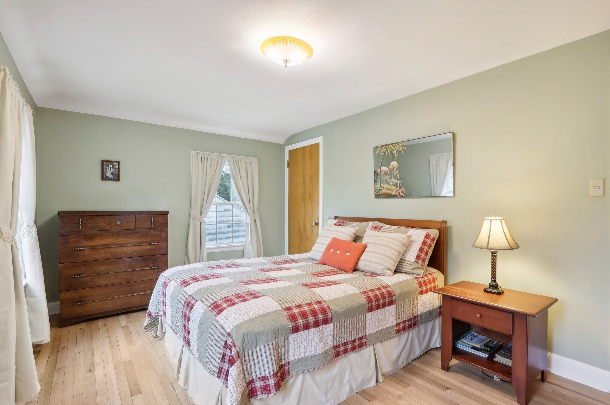 2728 63rd St, Milwaukee WI  53210-2148 exterior