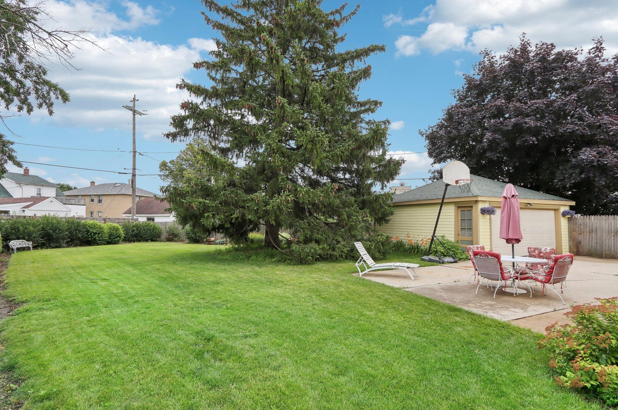 2728 63rd St, Milwaukee WI  53210-2148 exterior