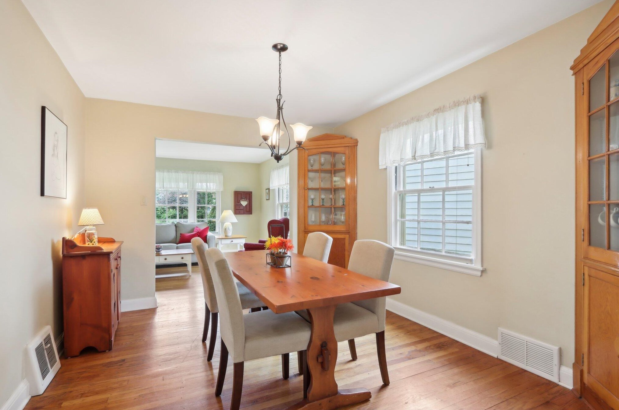 2728 63rd St, Milwaukee WI  53210-2148 exterior