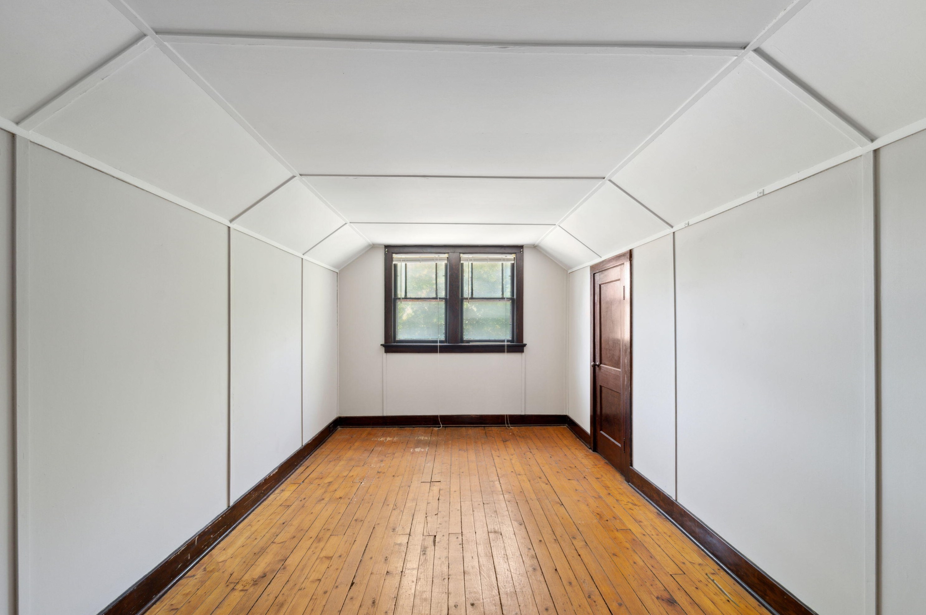 5422 Lloyd St, Milwaukee WI  53208-1001 exterior